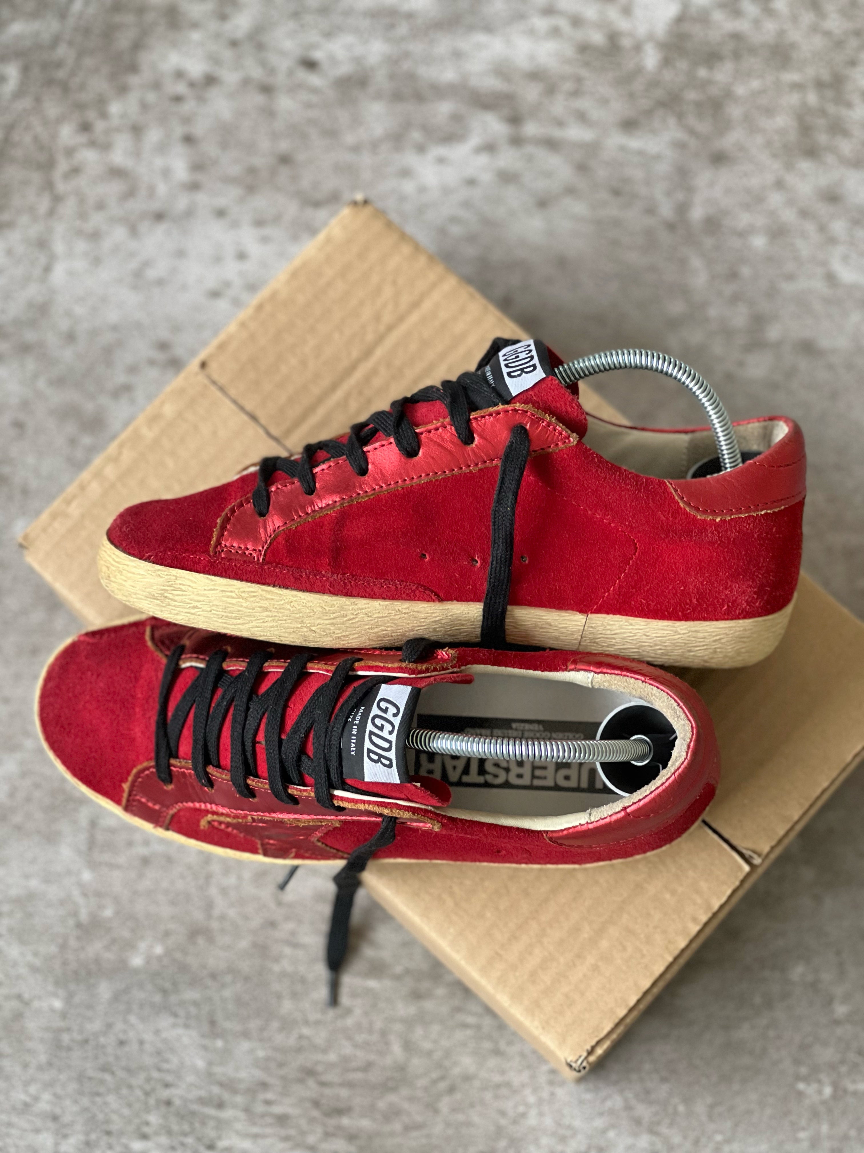 Size 38 | All red Golden Goose Superstar