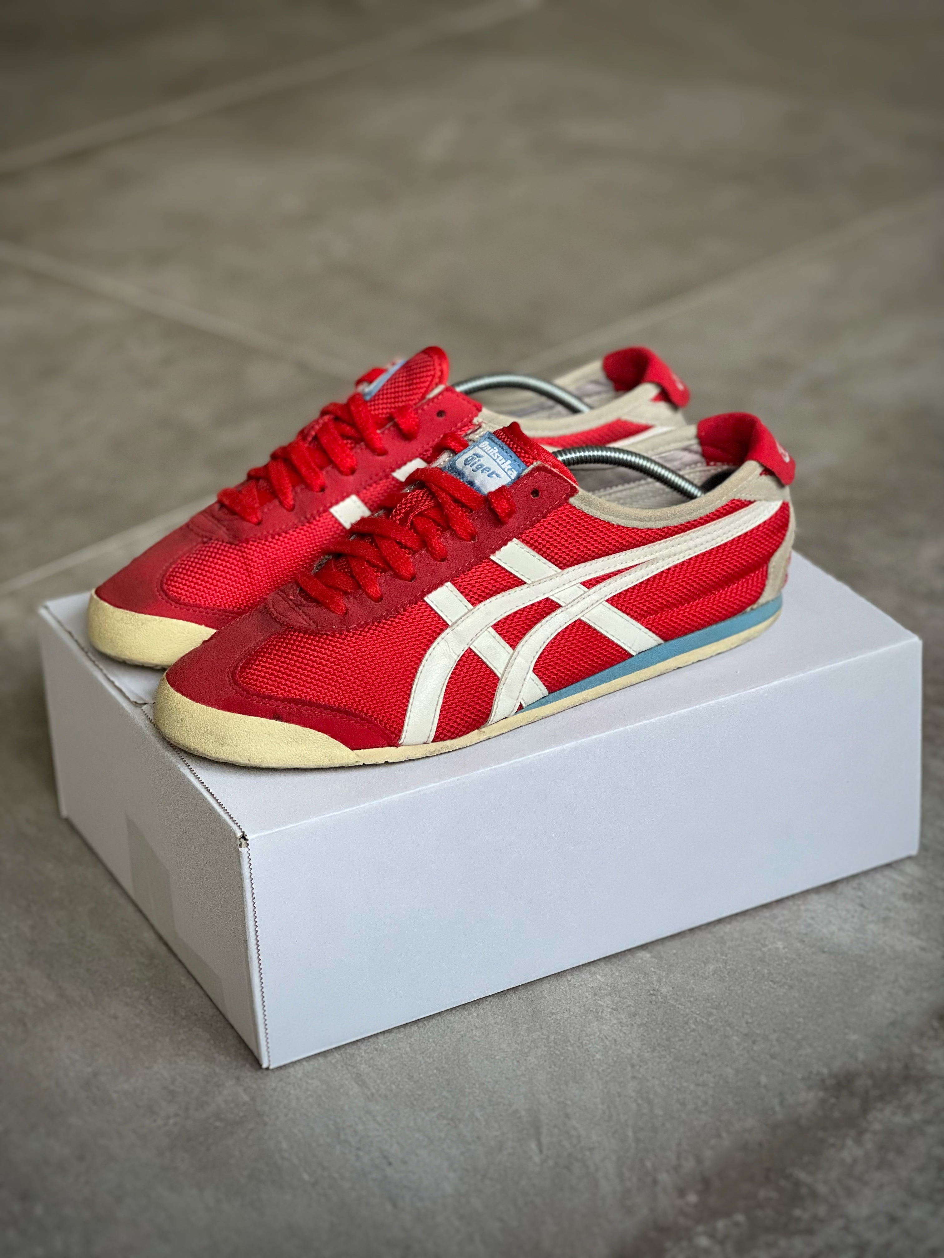 Size 41.5 | Onitsuka Tiger Mexico Red Retro Style Preloved