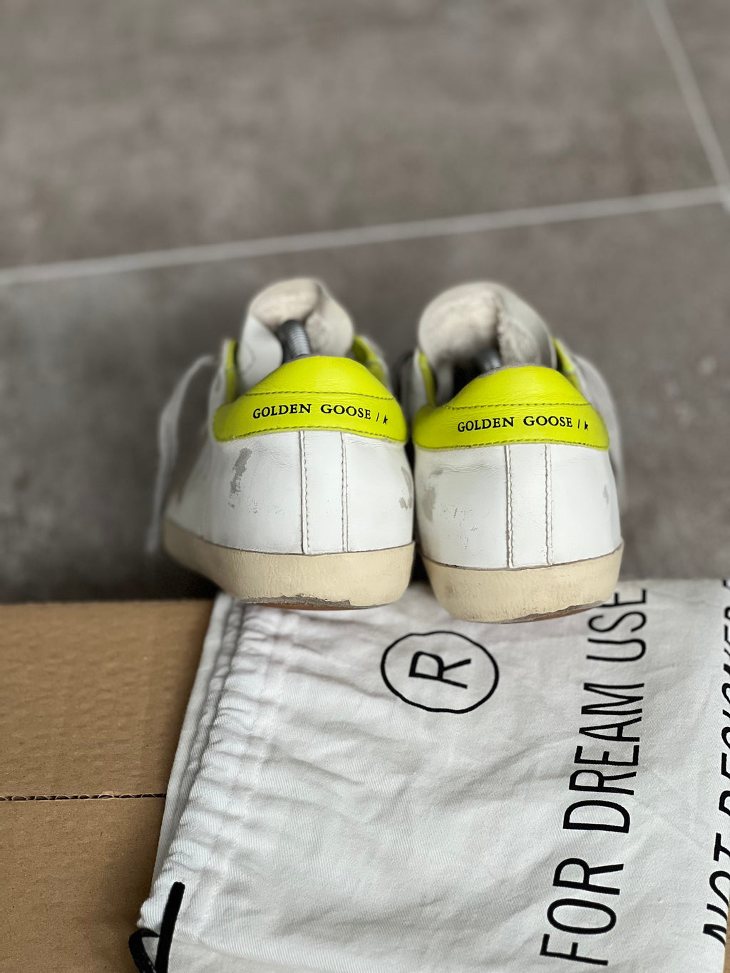 Talla 39 | Golden Goose Superstar Fluor