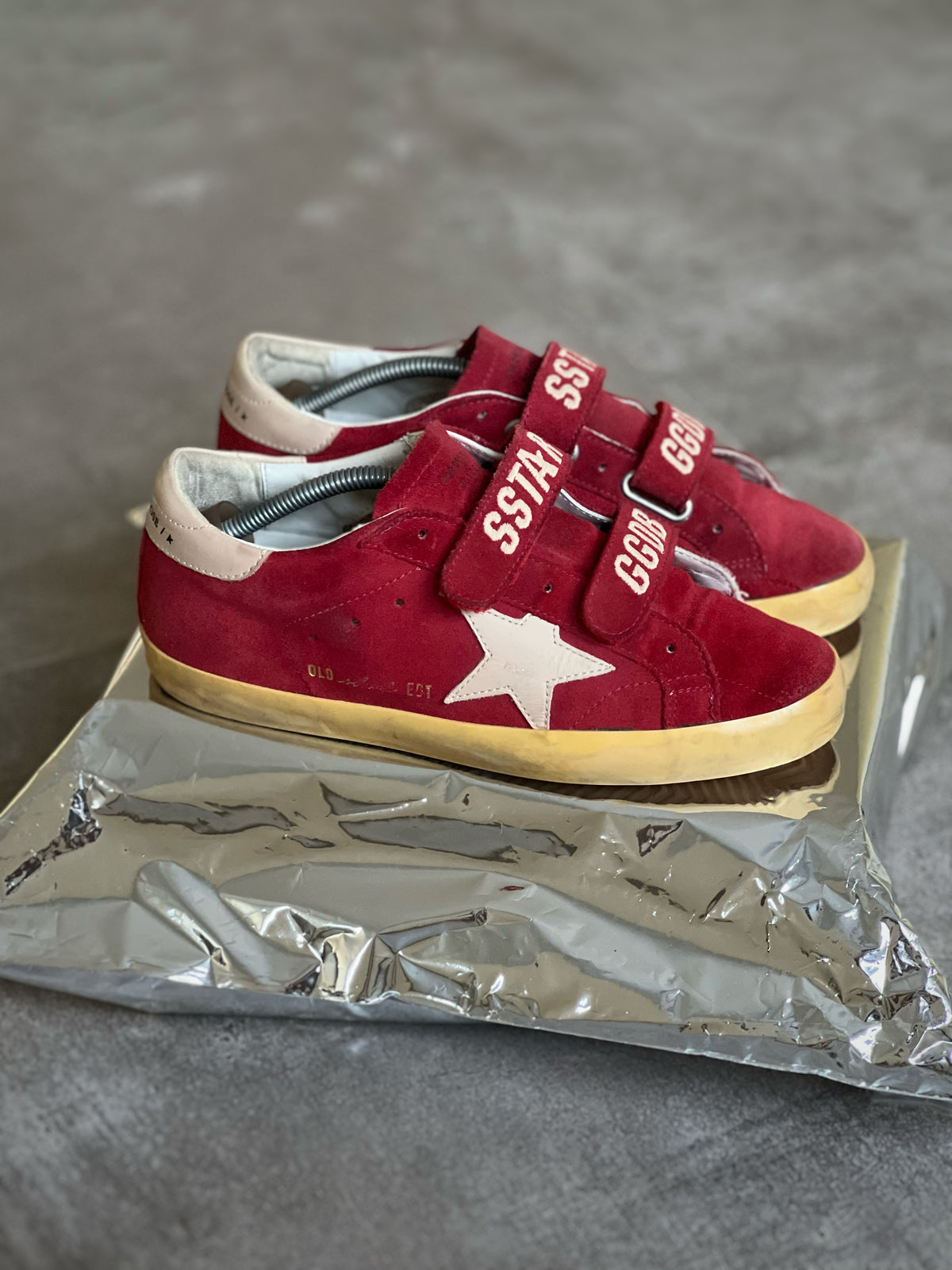 Golden Goose Old School Red & White Woman