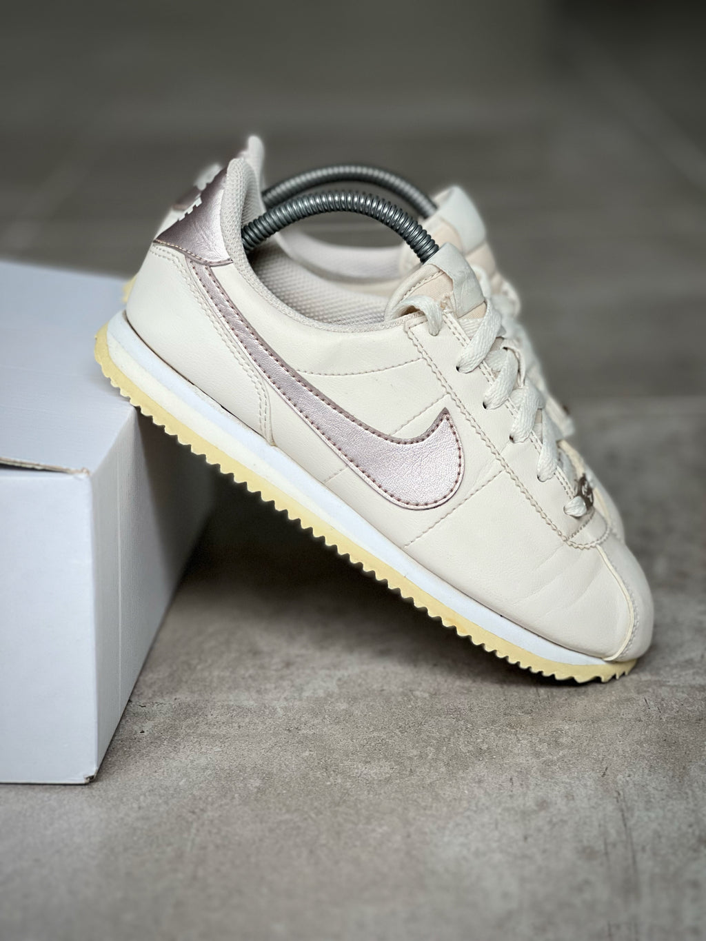 Talla 36 | Nike Cortez Retro Preloved Woman Beige