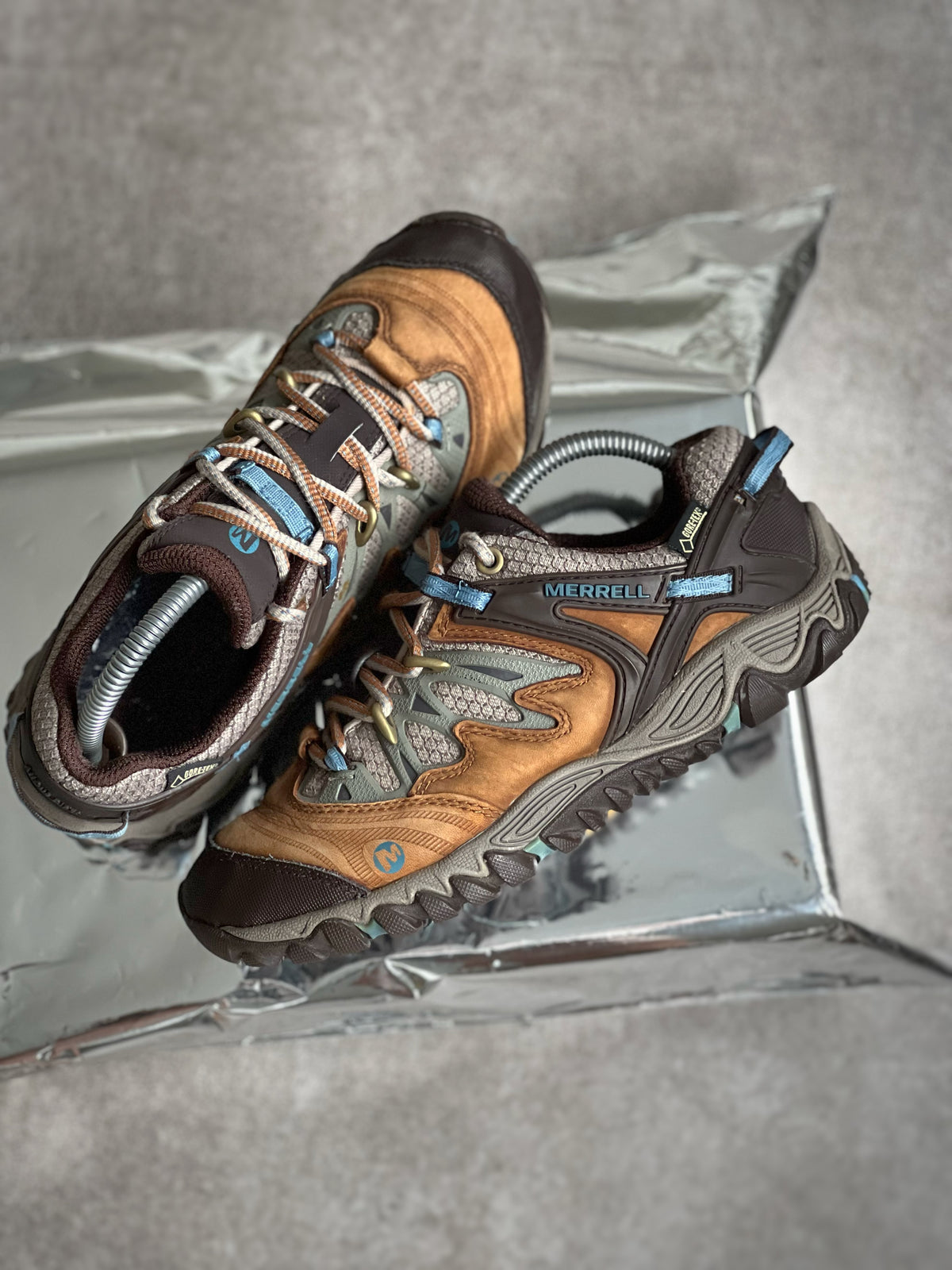 Merrell Gore Tex Outdoor Performance Mountain Style