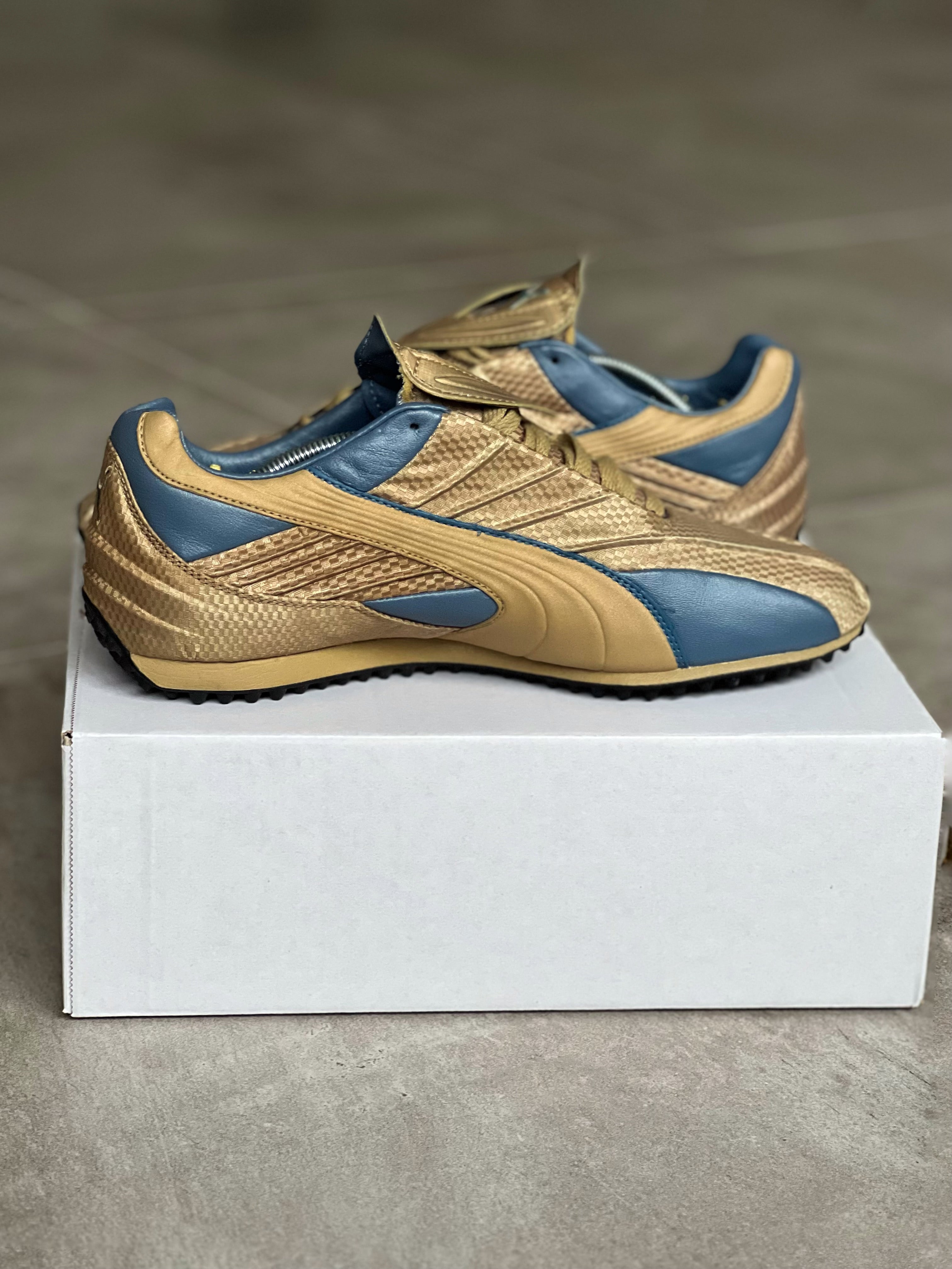 Talla 42 | 2003 Puma Japan Exclusive Y2K