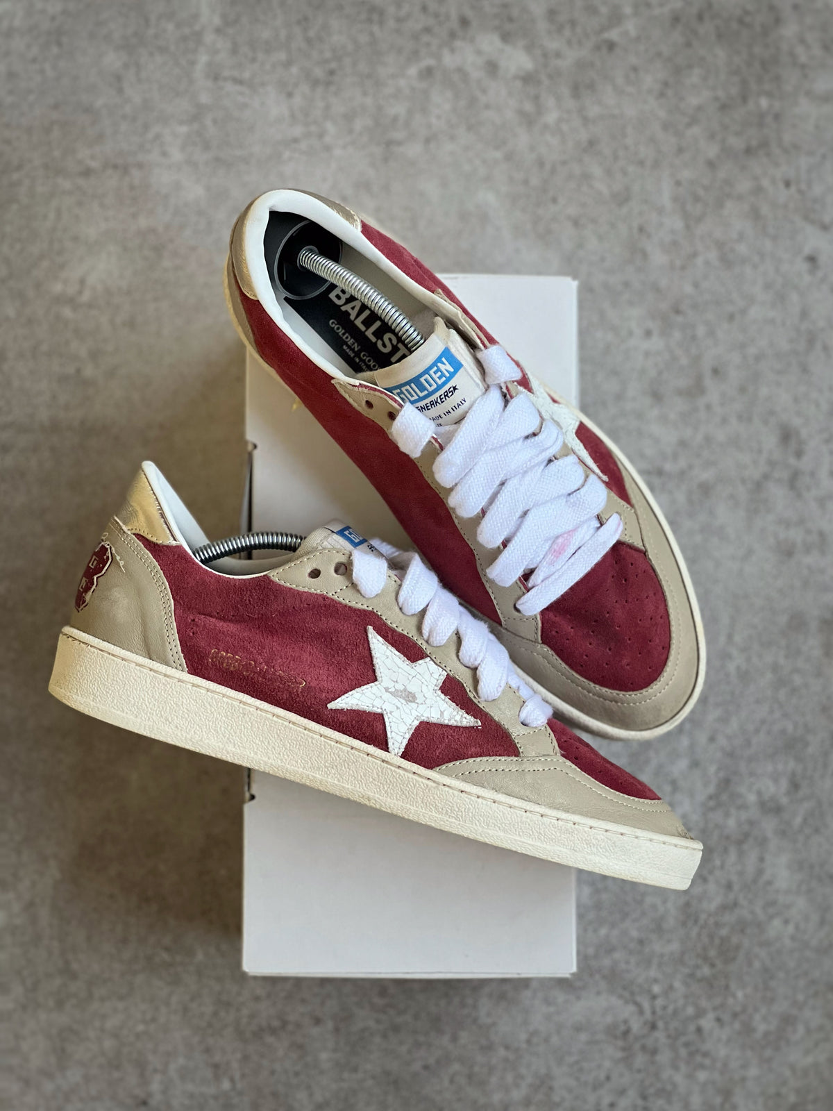 Zapatillas Golden Goose Ball Star "78" - Burdeos y Blancas