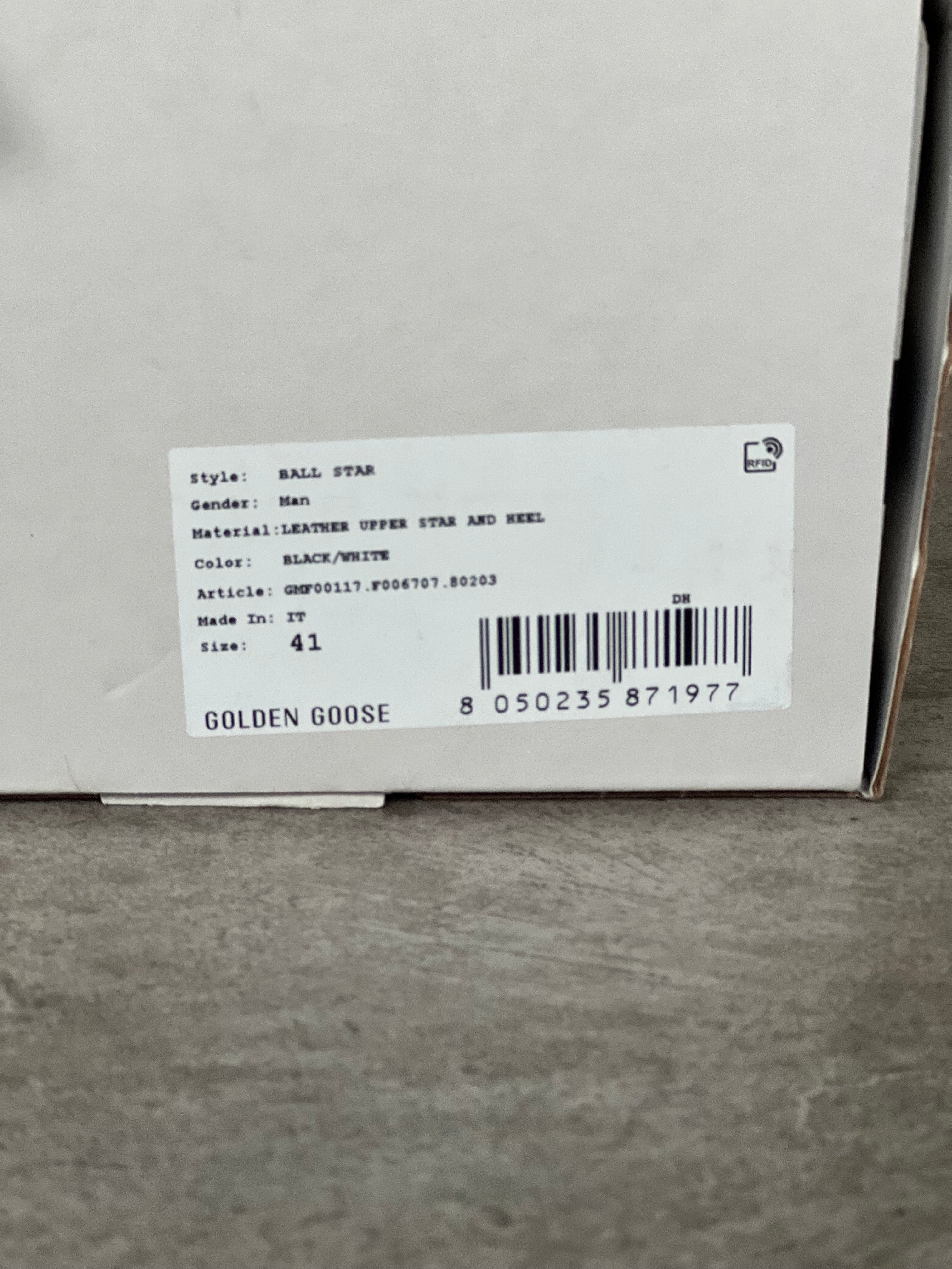 Talla 41 | Golden Goose Ball Star Man Black & White