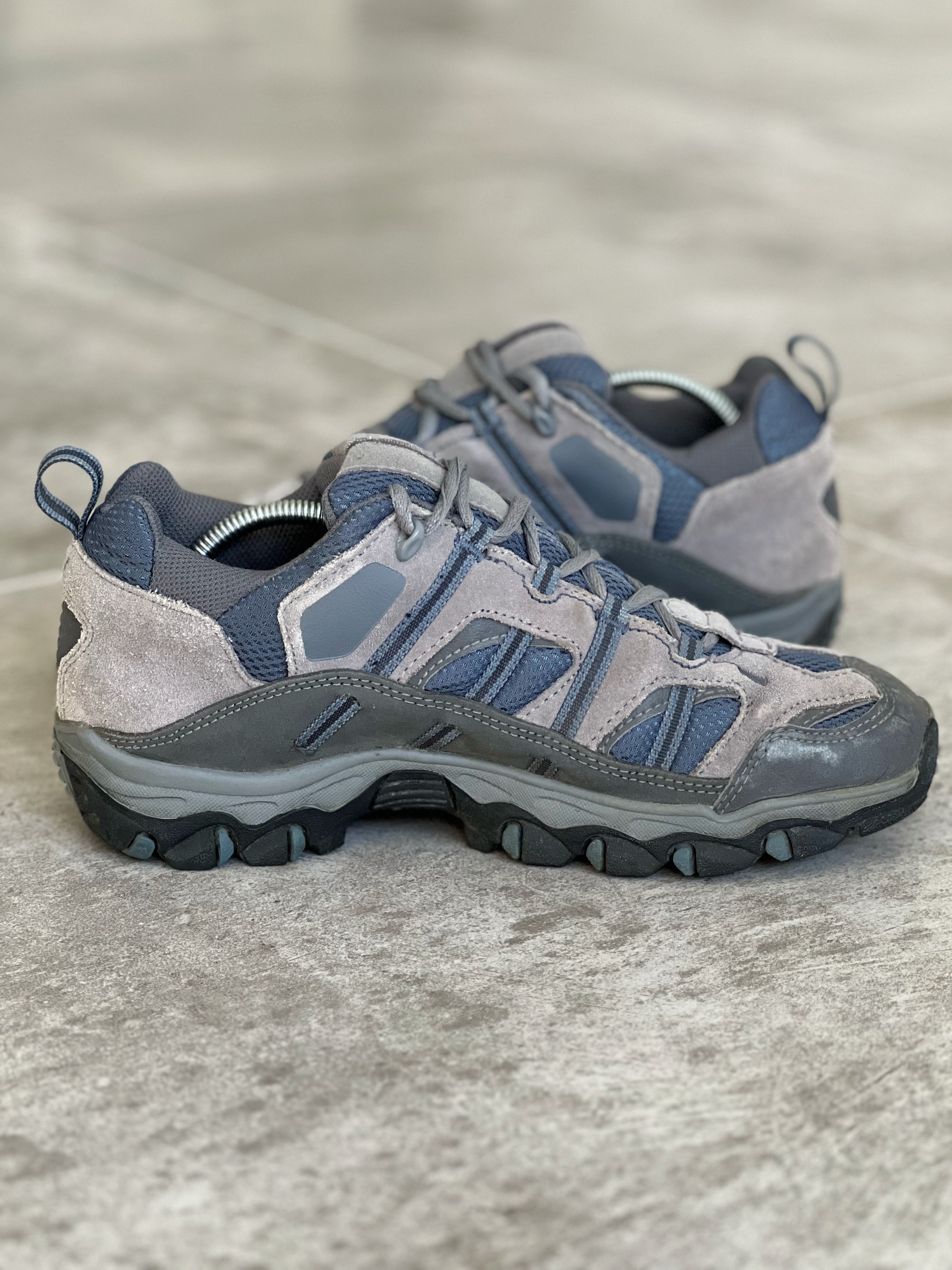 Size 40.5 | Salomon Outdoor boots y2k style