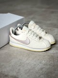 Talla 36 | Nike Cortez Retro Preloved Woman Beige