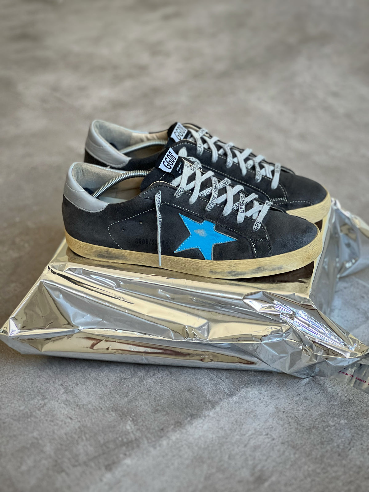 Golden Goose Superstar Grey & Blue Man Preowned