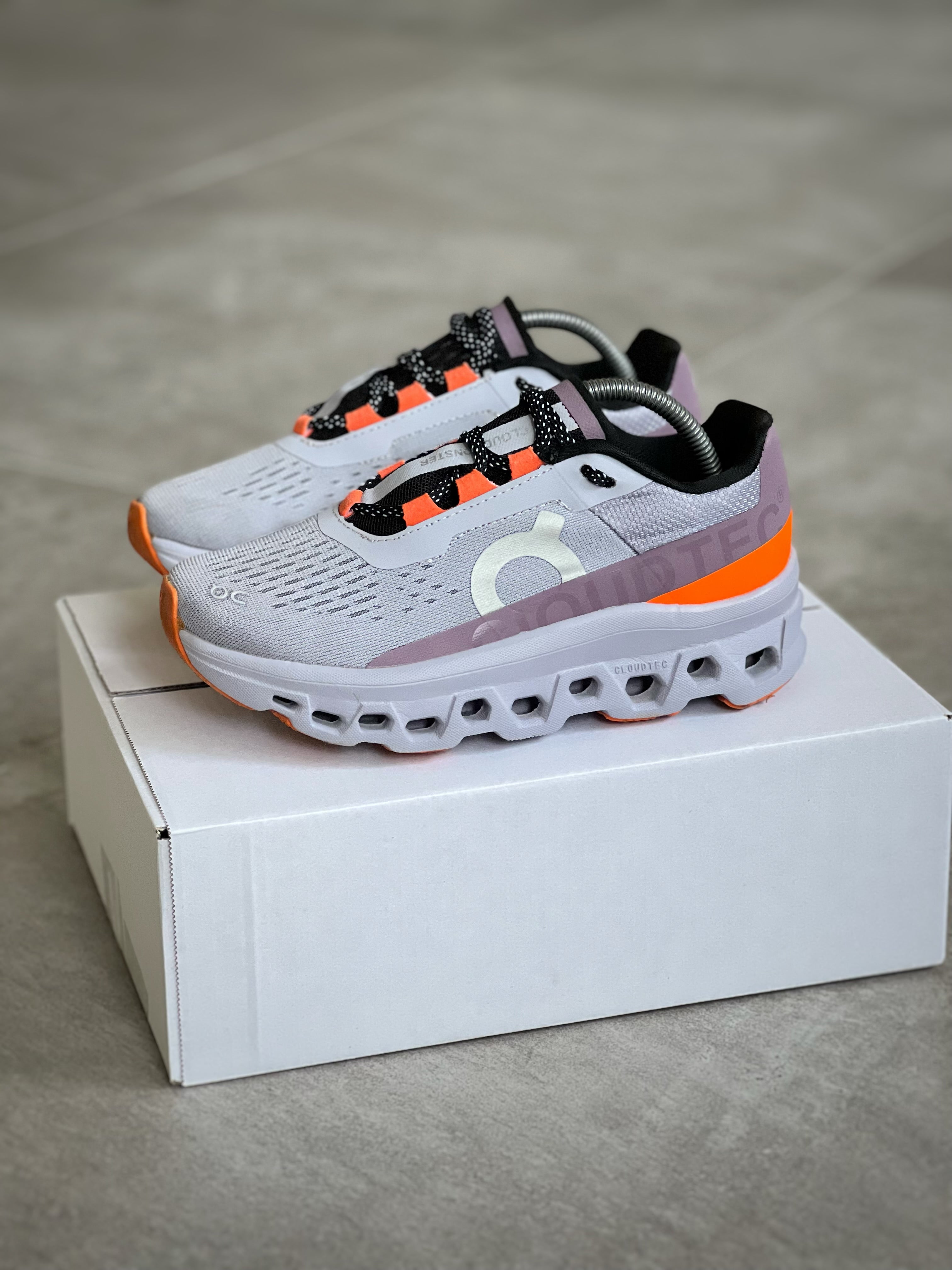 Talla 37 | On Running Cloudmonster Woman