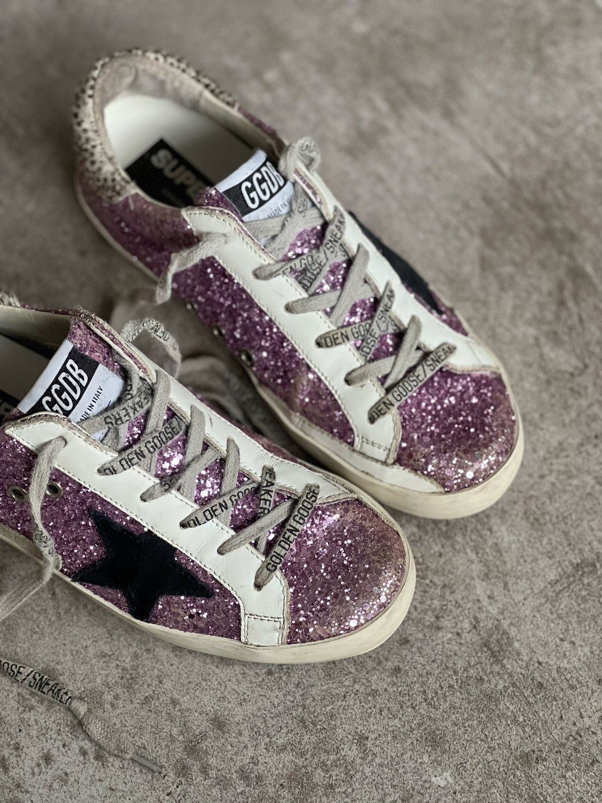 Golden Goose Superstar Purple Woman Preloved