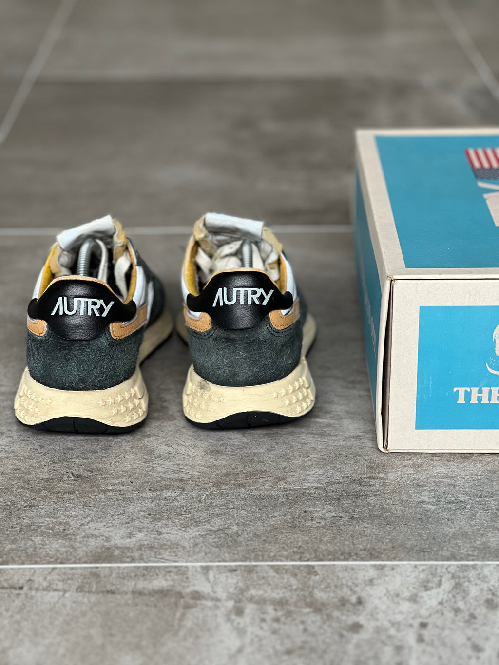 Size 40 | Autry Reelwind Preloved Reflective