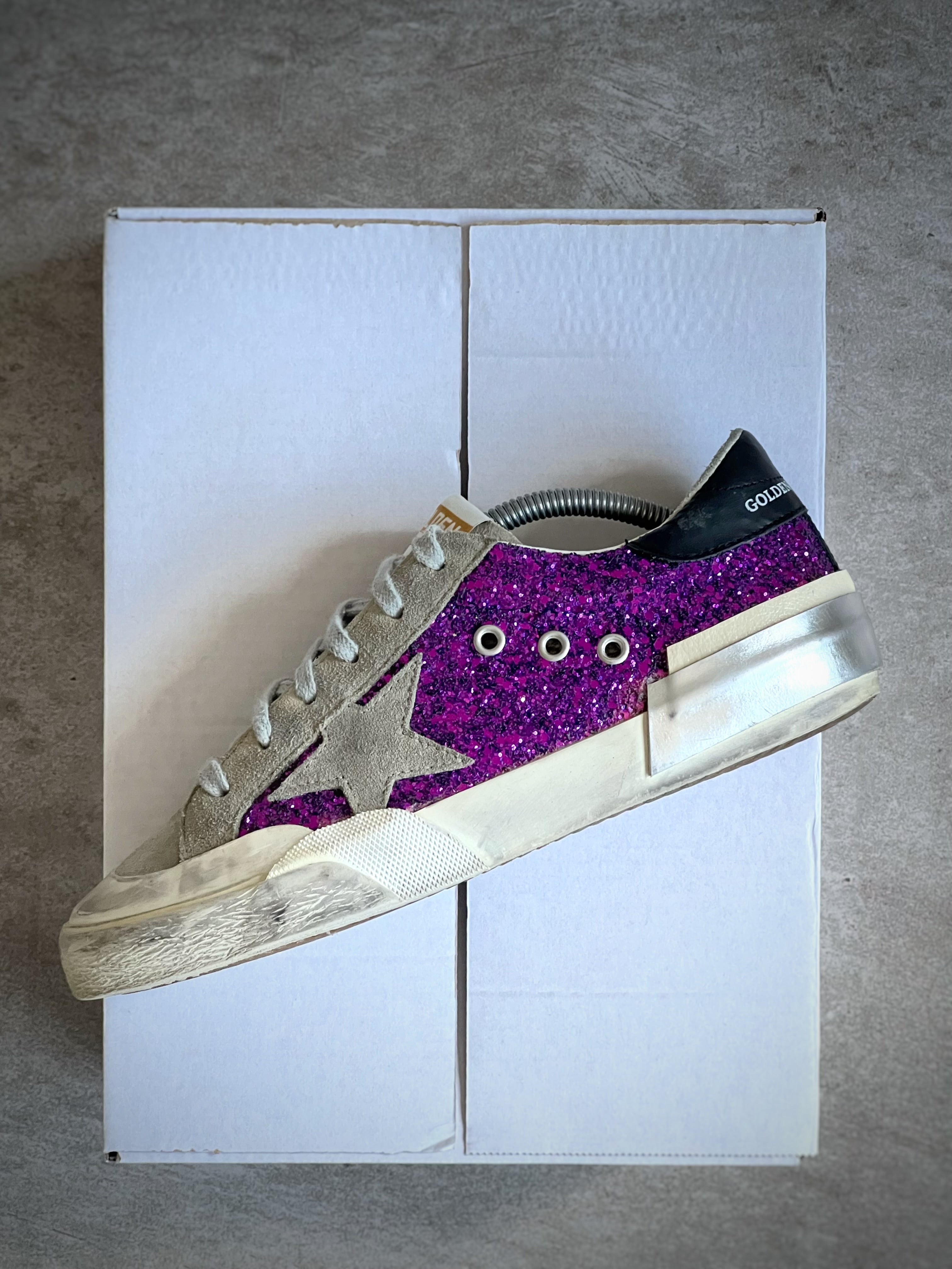 Talla 38 | Exclusive Superstar Golden Goose Purple Metallic