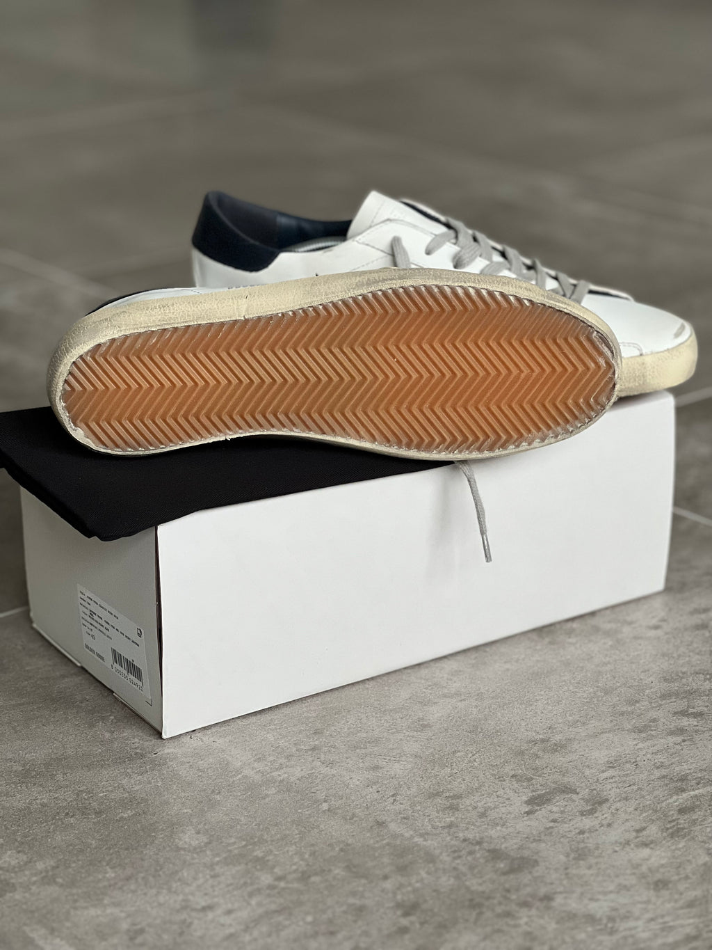 Size 43 | Classic Superstar White & Dark blue GGDB Man