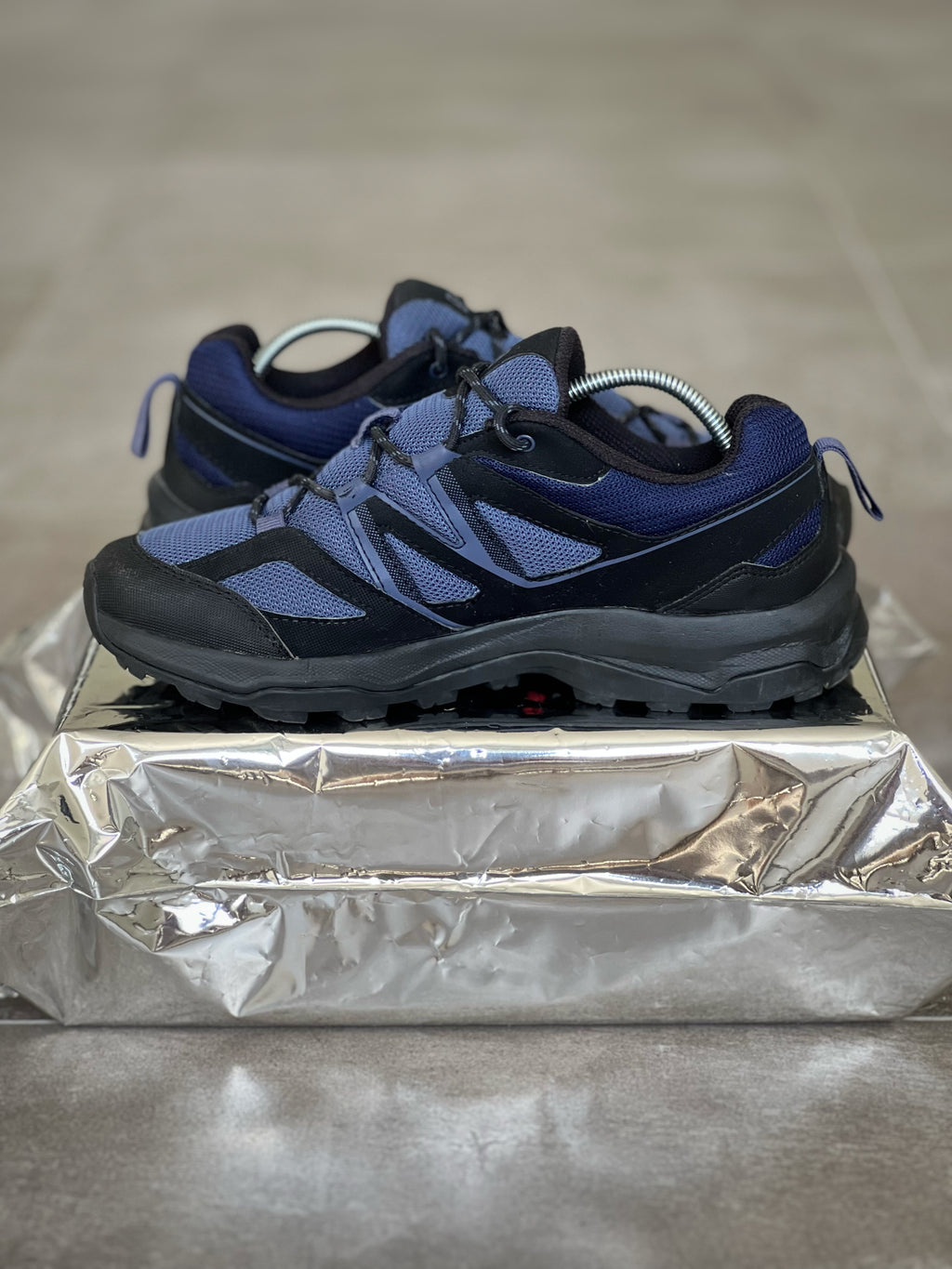 Salomon Outdoor Navy & Black outdoor