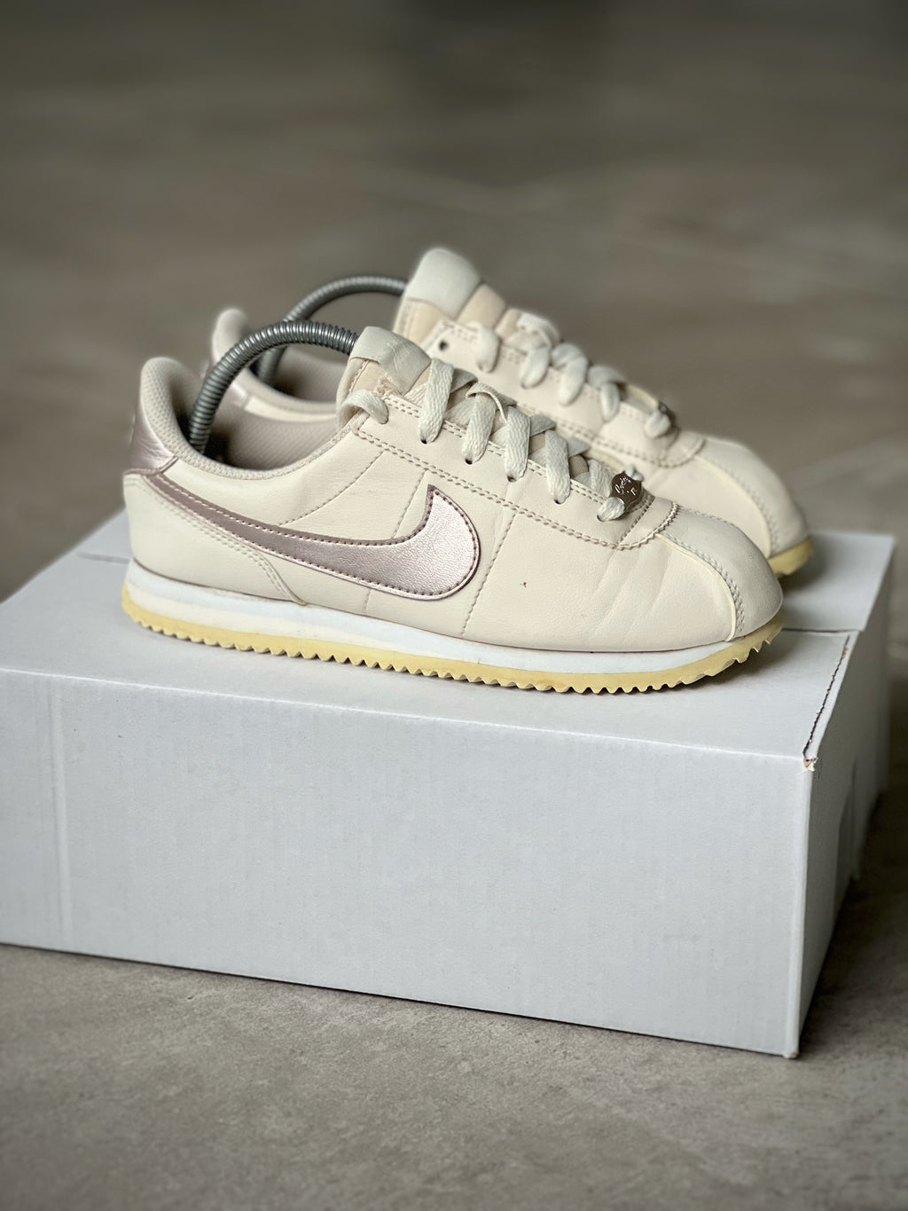 Talla 36 | Nike Cortez Retro Preloved Woman Beige