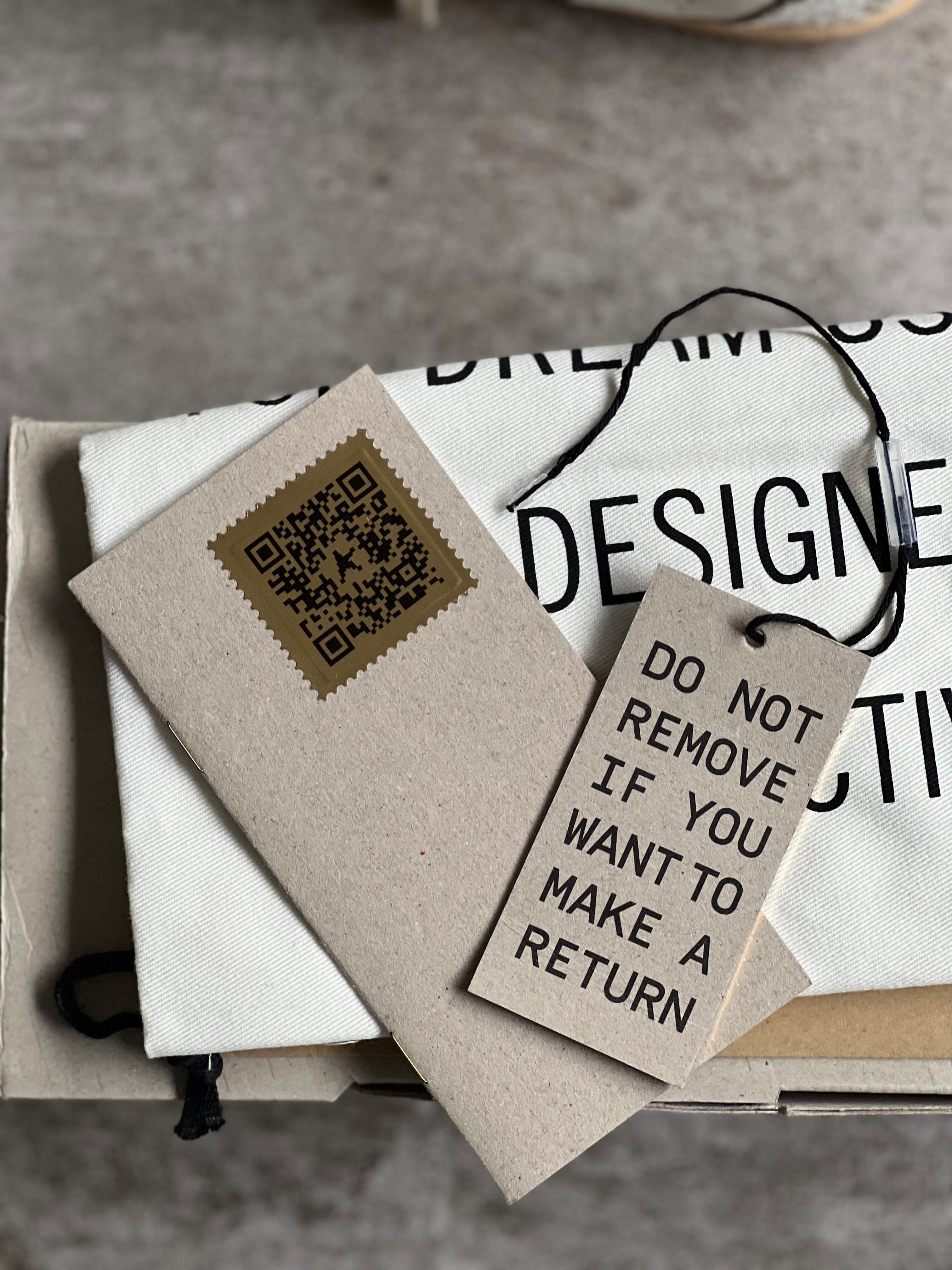 Talla 40 | Ball Star Golden Goose