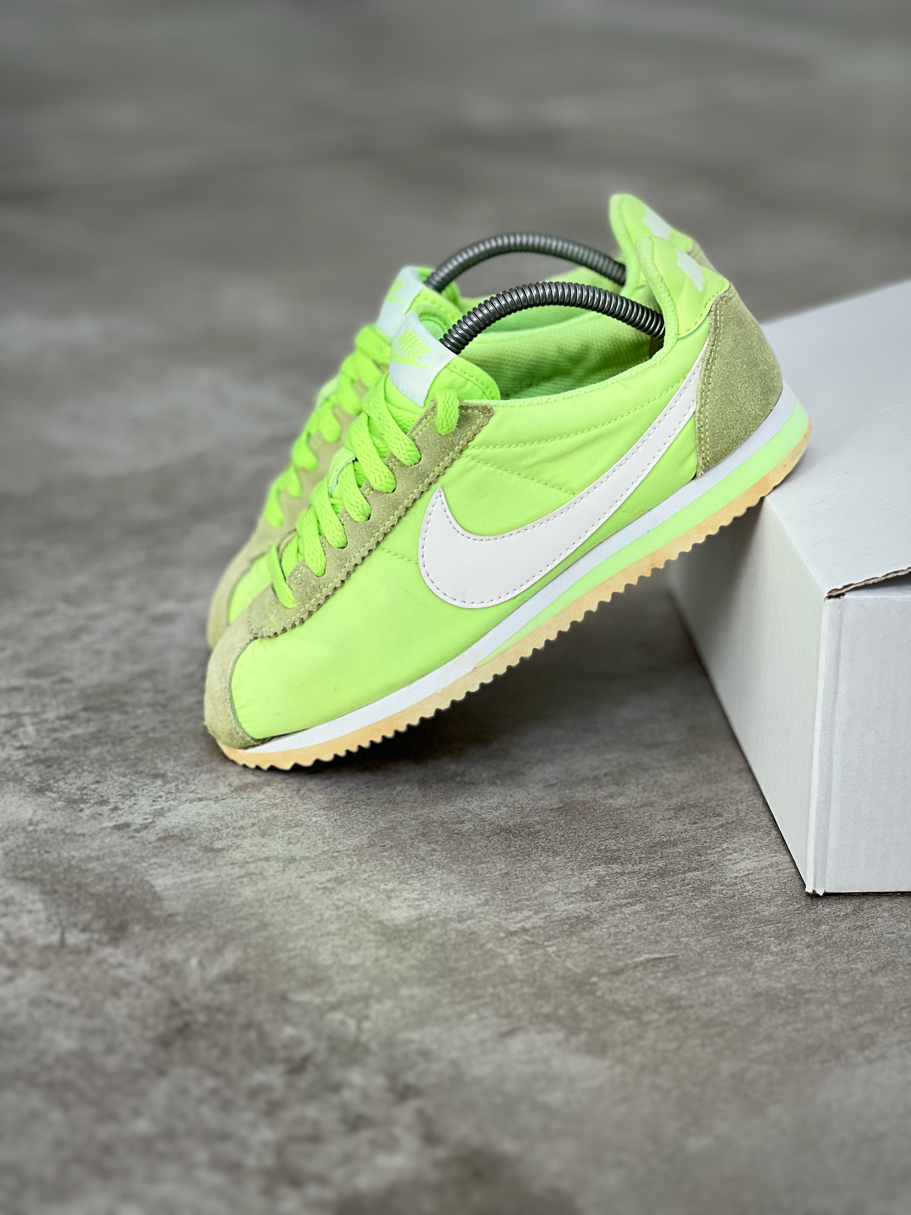 Talla 38 | Nike Cortez fluor green woman