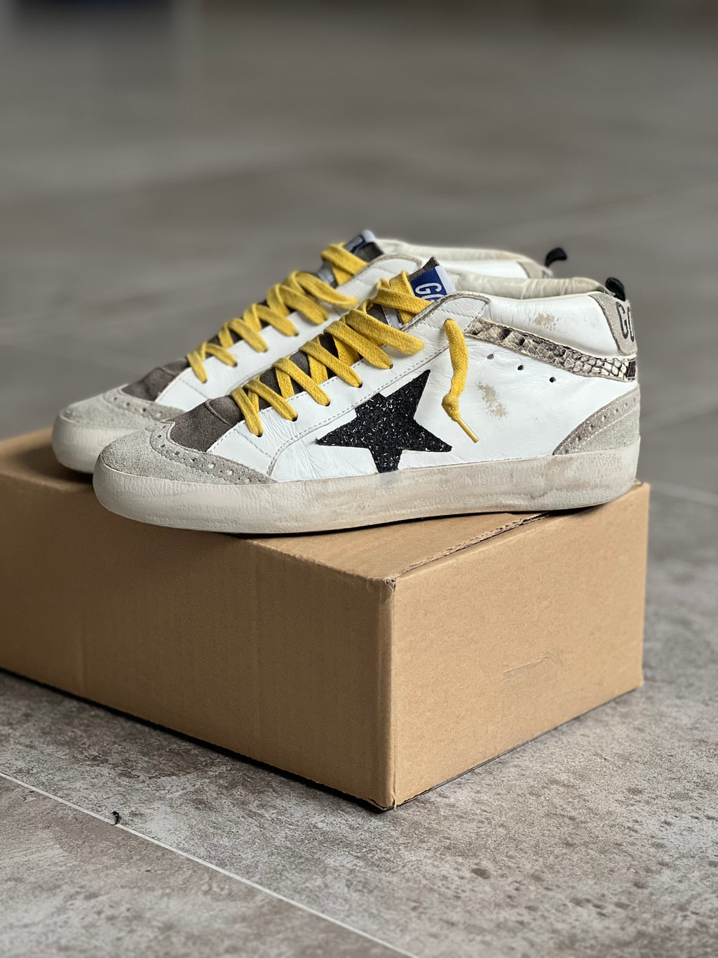 Talla 38 | Mid Star Golden Goose