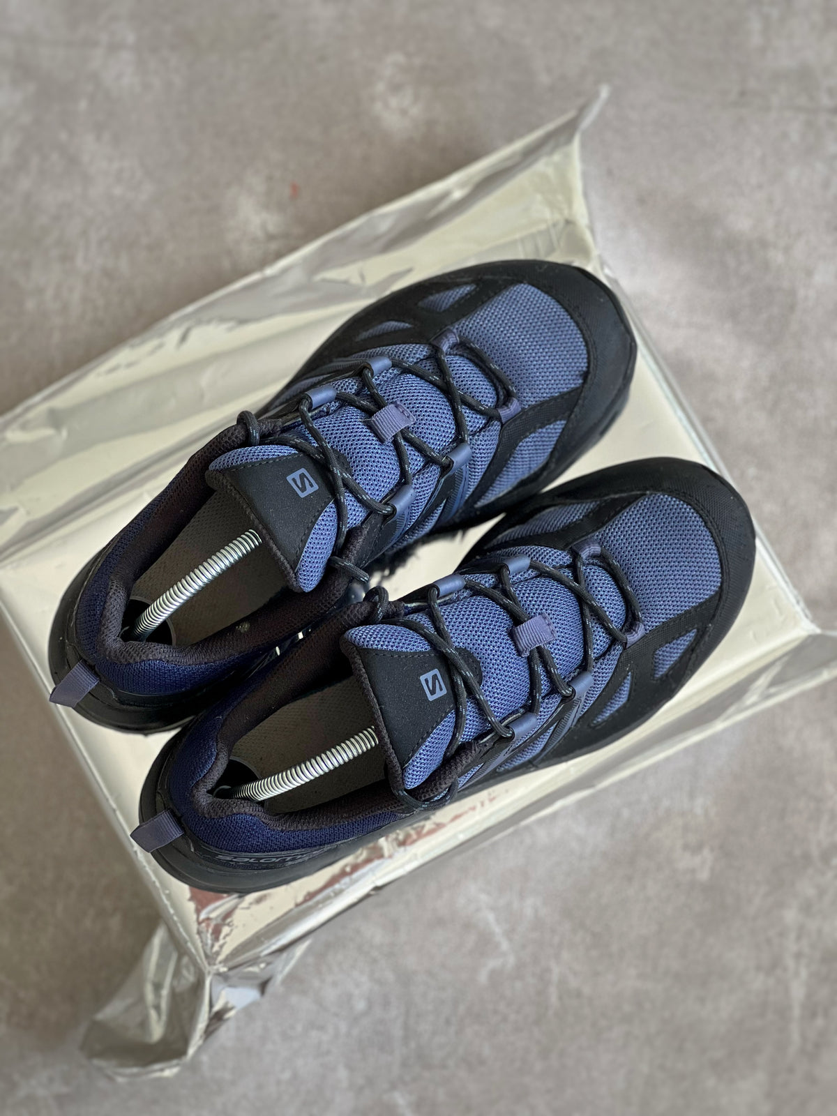 Salomon Outdoor Navy & Black outdoor