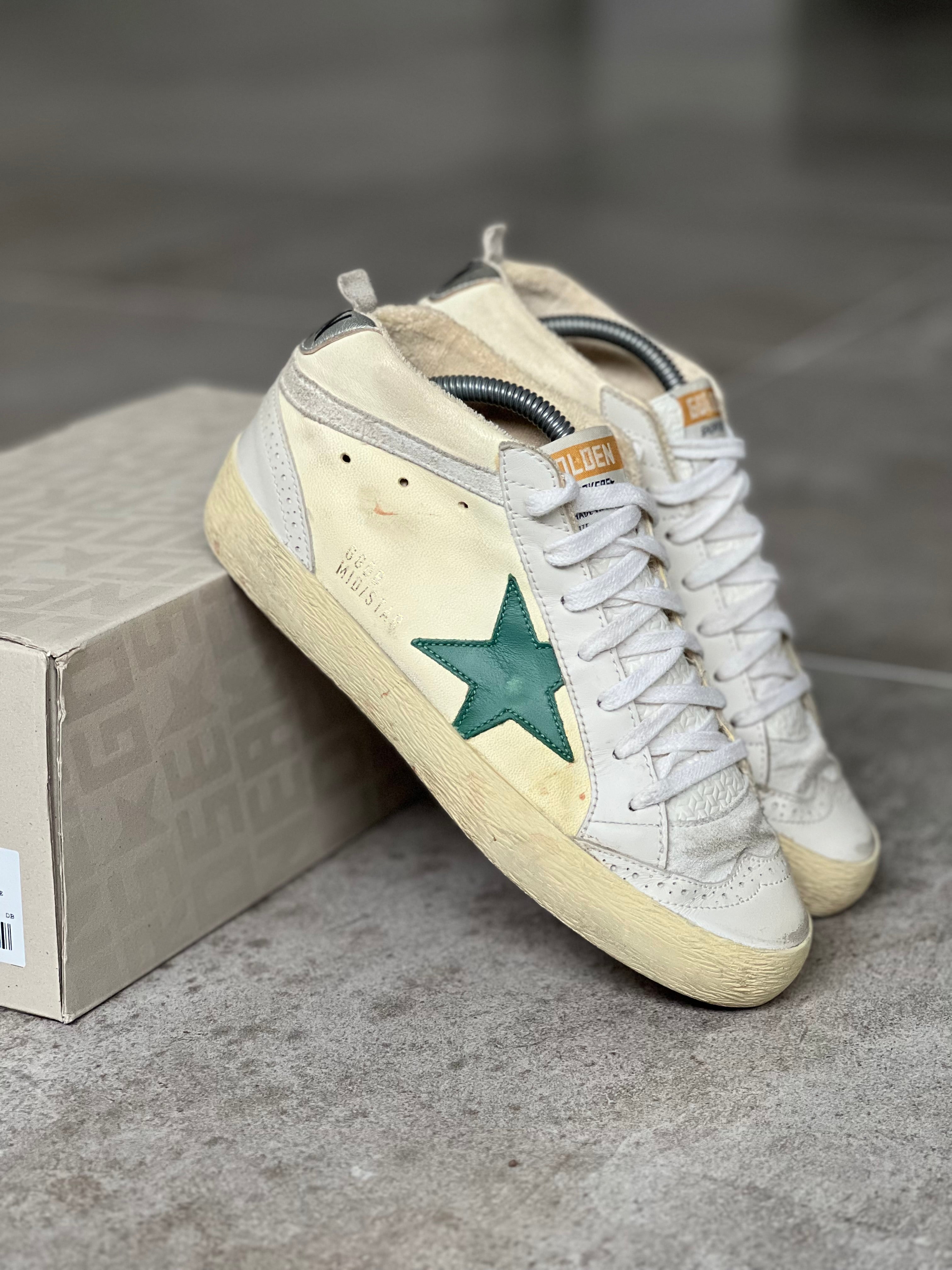 Talla 37 | Golden Goose Mid Star Woman