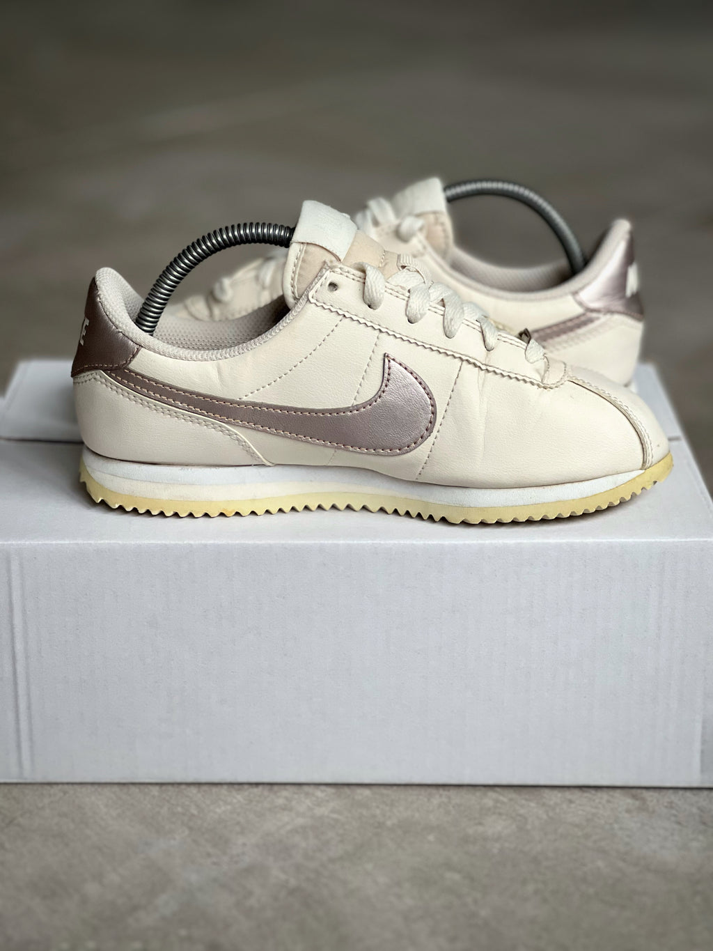 Talla 36 | Nike Cortez Retro Preloved Woman Beige