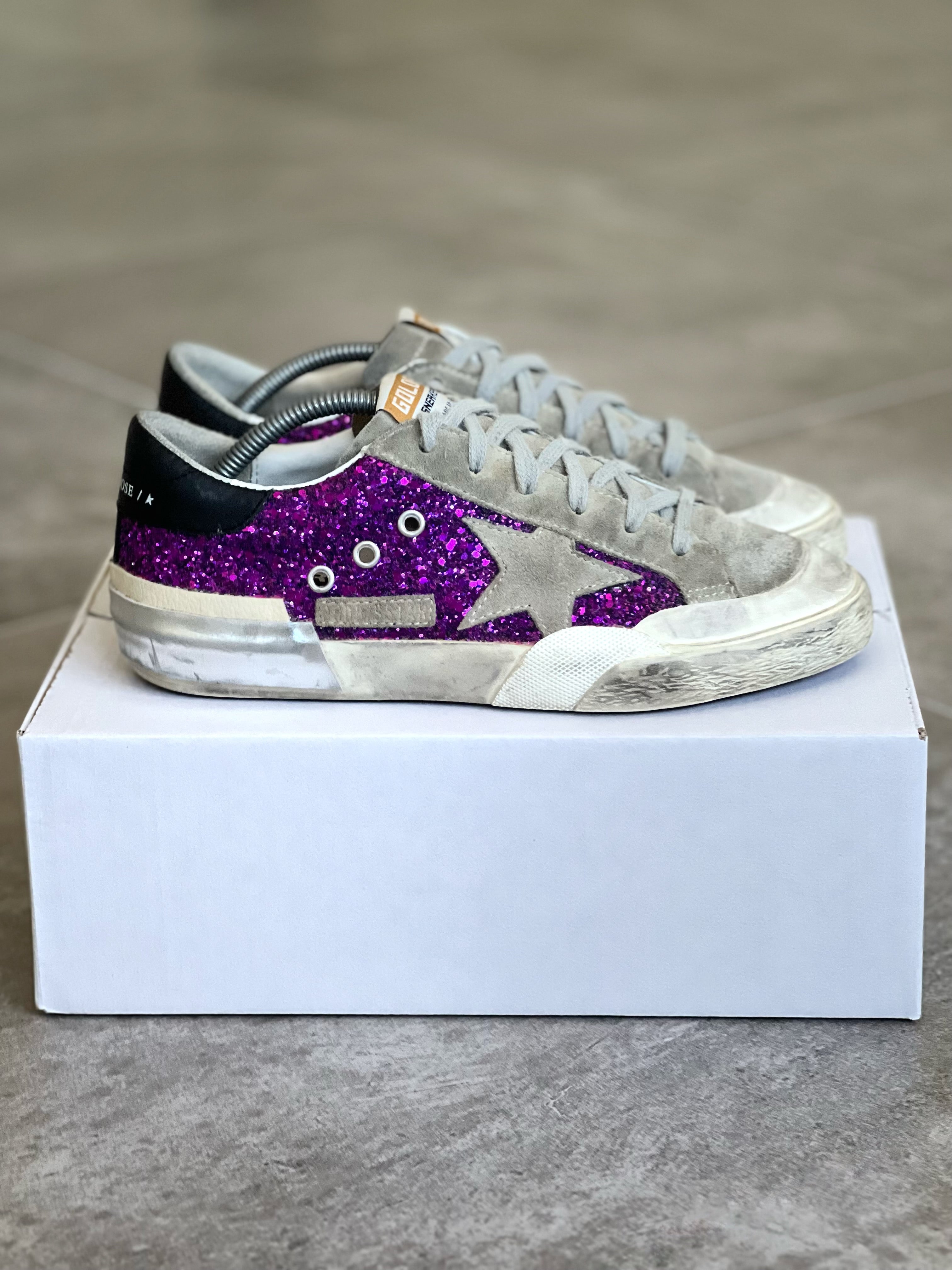 Talla 38 | Exclusive Superstar Golden Goose Purple Metallic