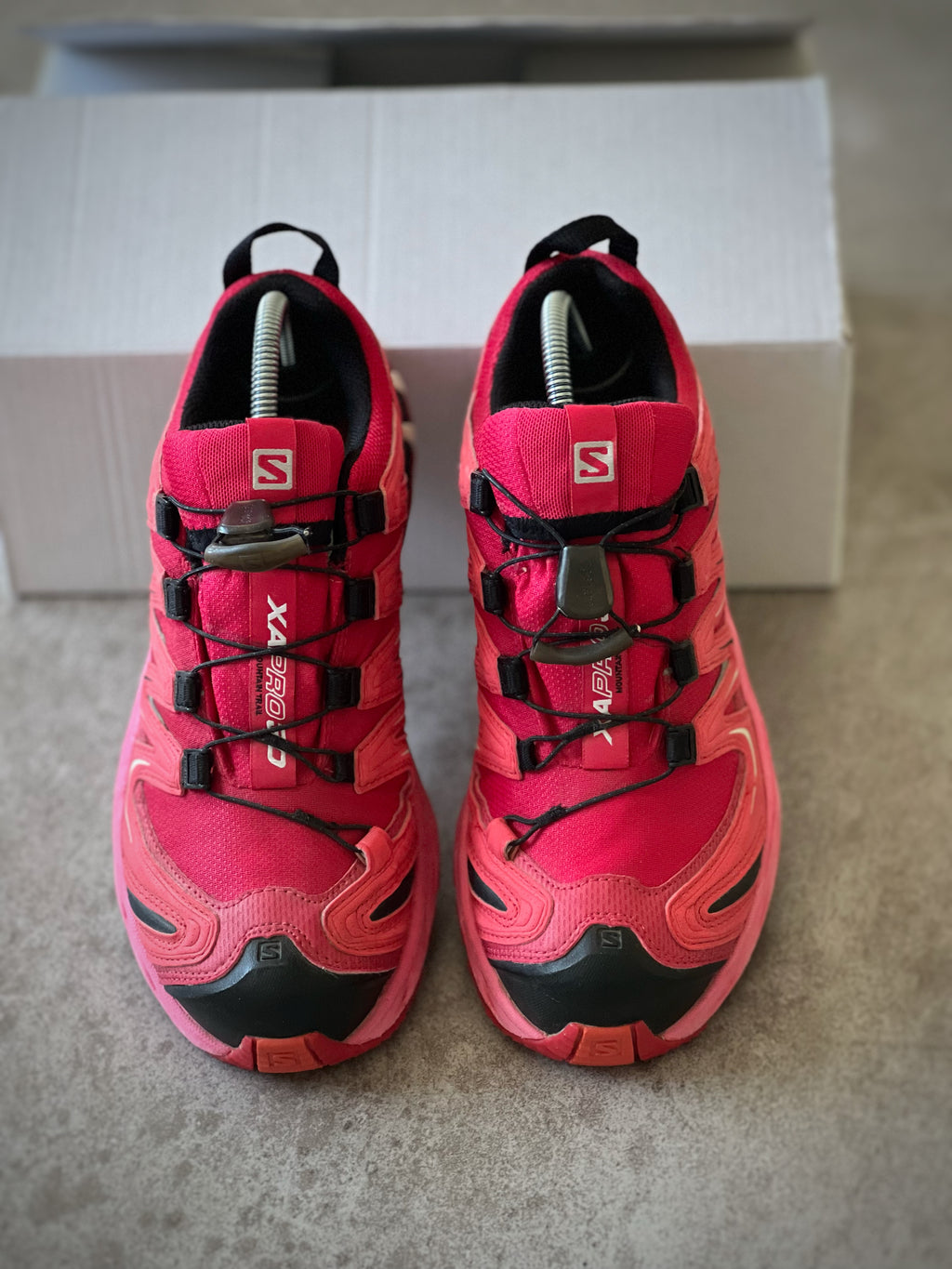 Size 7.5 | Salomon Outdoor Retro Style Pink Gore Tex Woman