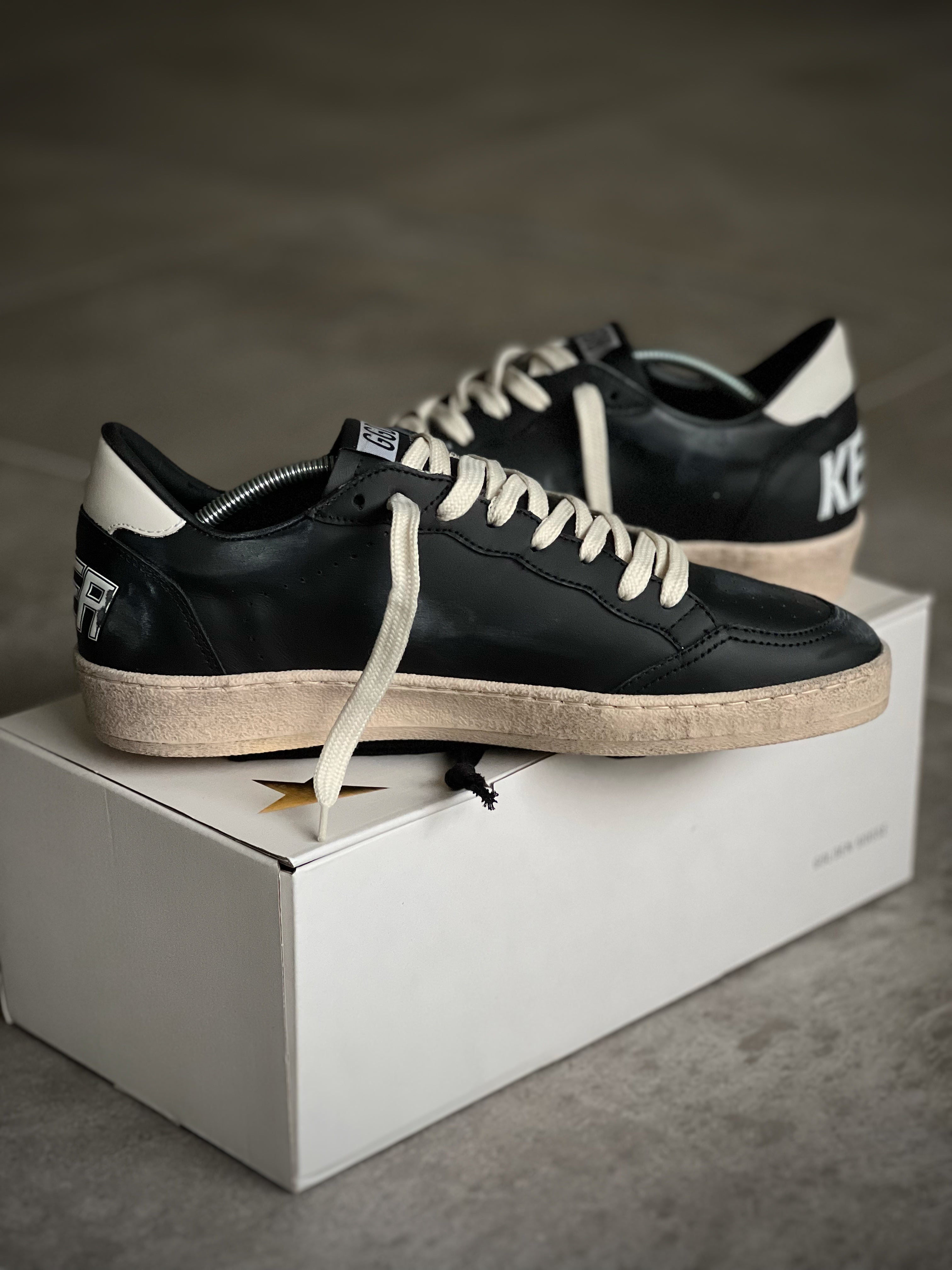 Talla 41 | Golden Goose Ball Star Man Black & White