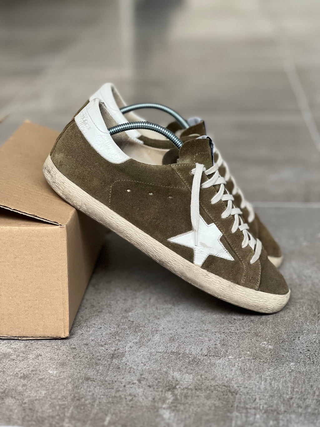 Size 40 | Golden Goose Superstar Khaki