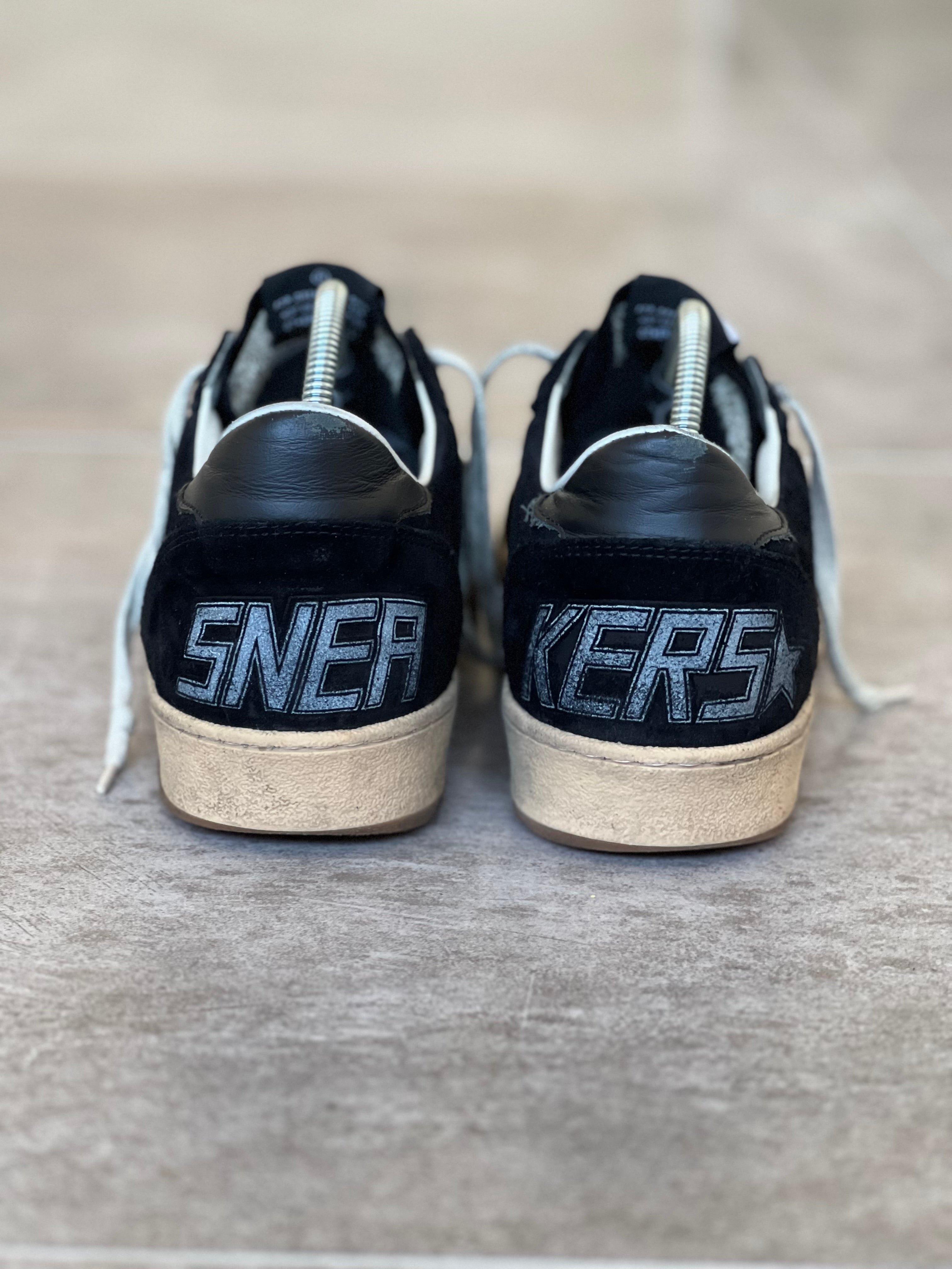 Talla 44 | Black & White Ball Star Golden Goose Man
