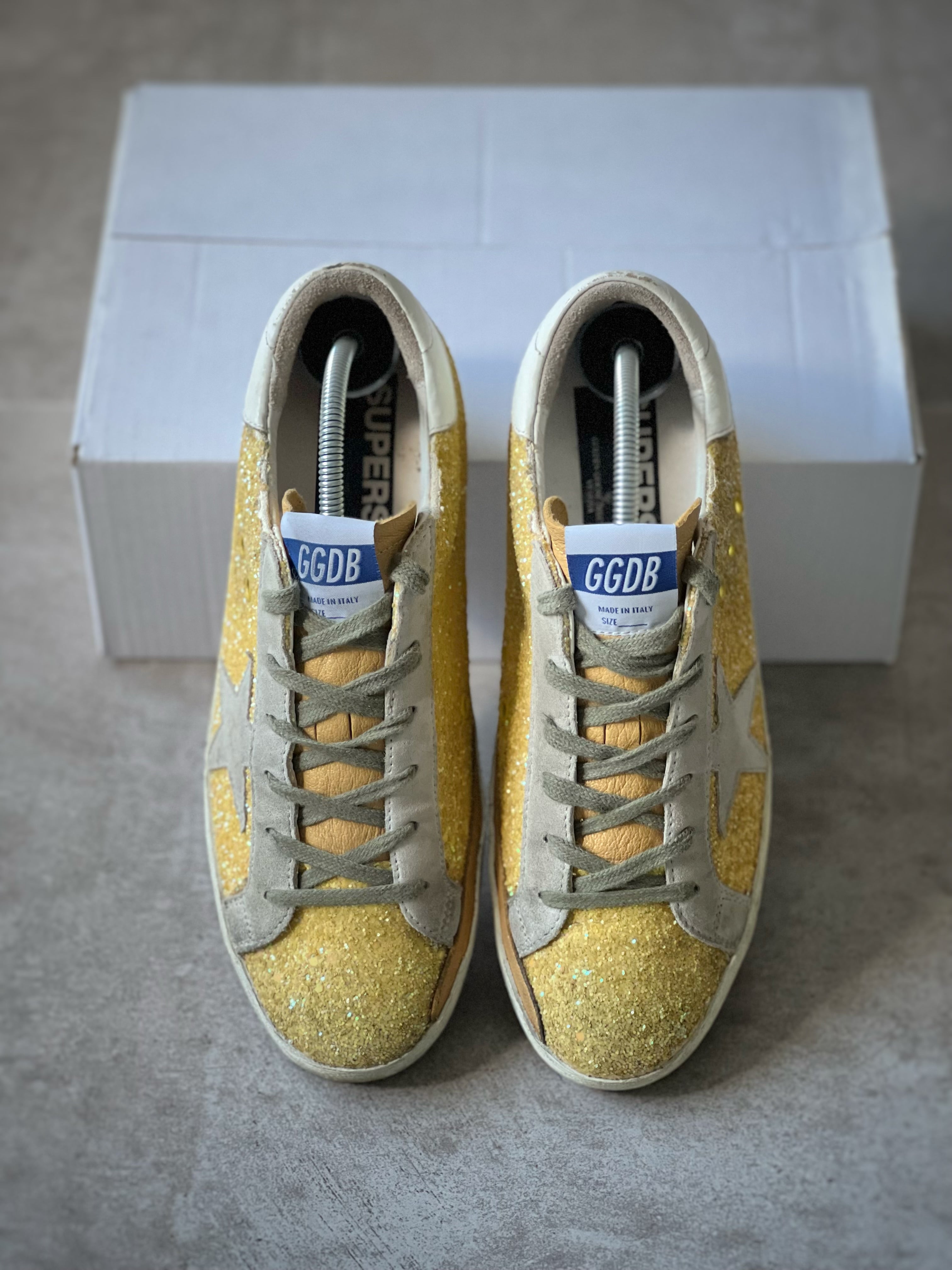 Size 40 | Superstar Yellow Retro Golden Goose