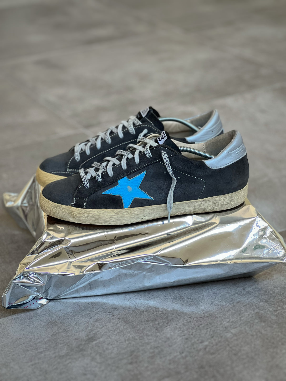 Golden Goose Superstar Grey & Blue Man Preowned
