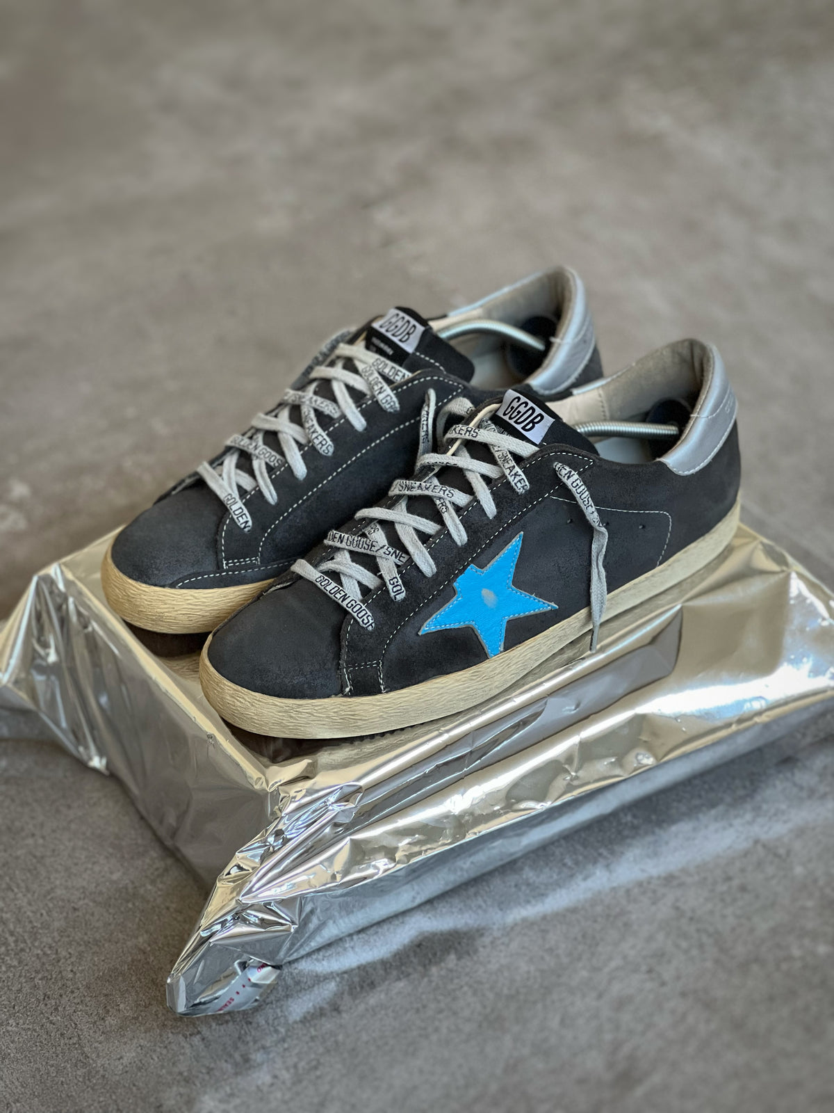 Golden Goose Superstar Grey & Blue Man Preowned