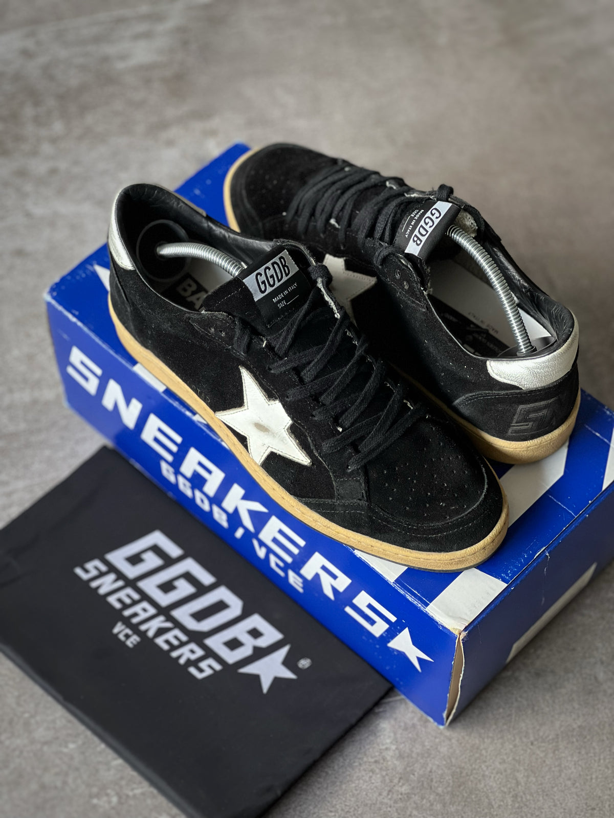 Golden Goose Ball Star Black & White Vtg