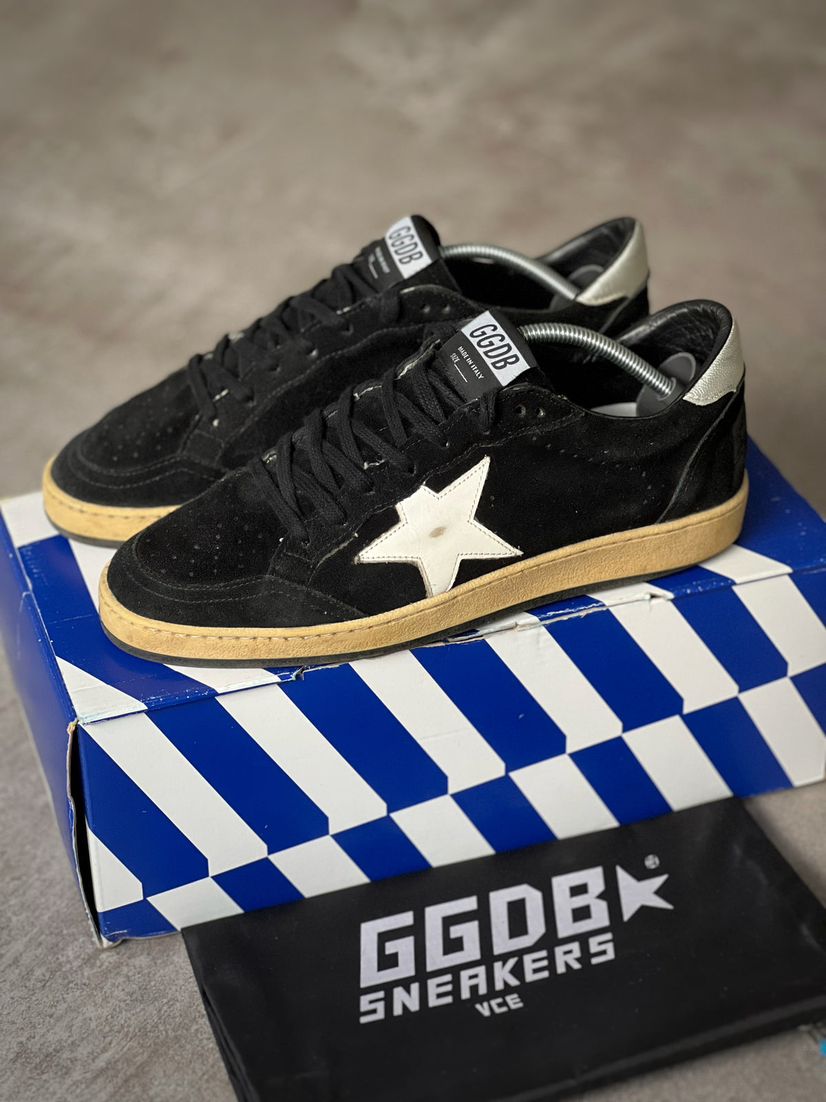 Golden Goose Ball Star Black & White Vtg