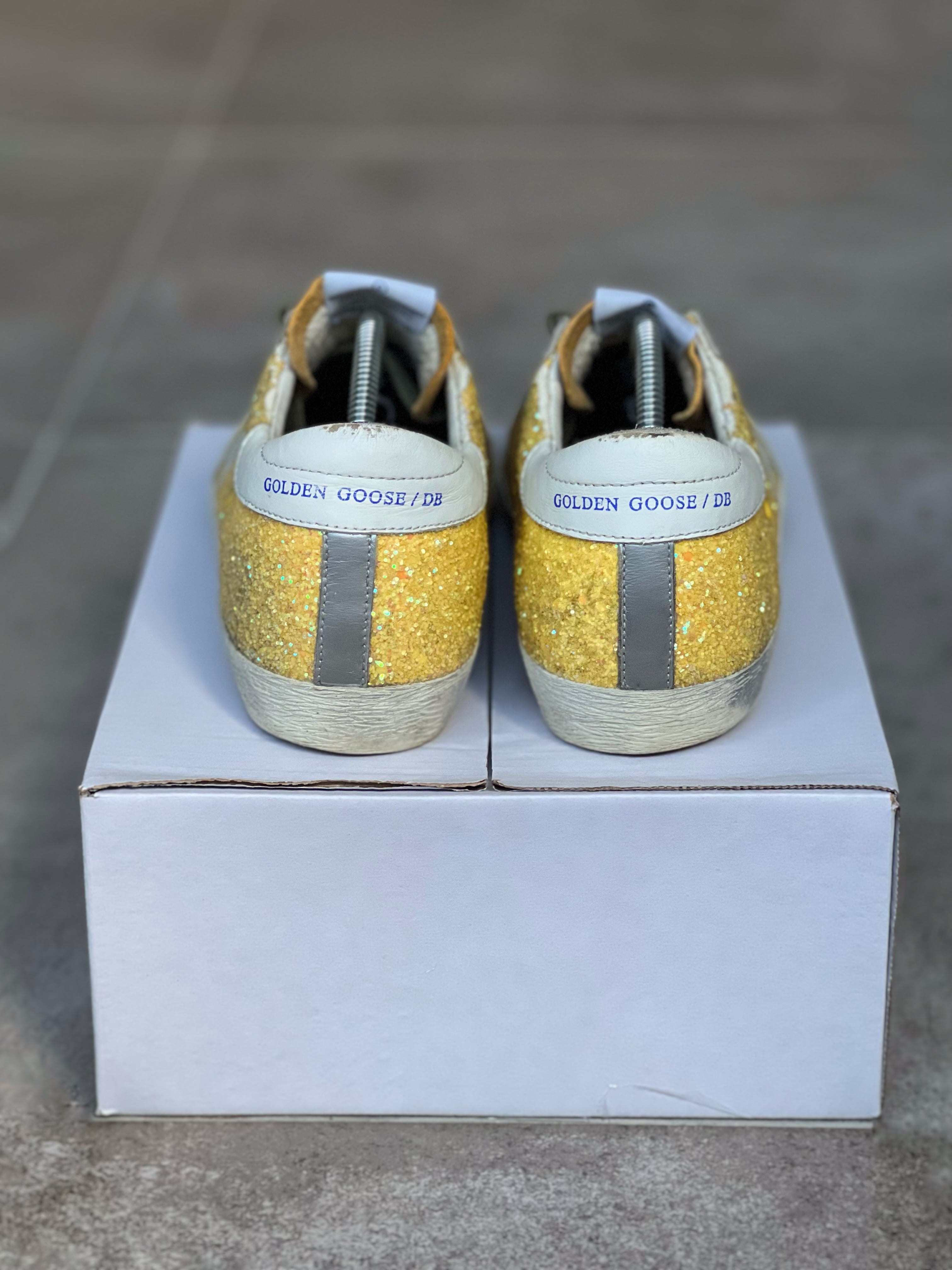 Size 40 | Superstar Yellow Retro Golden Goose