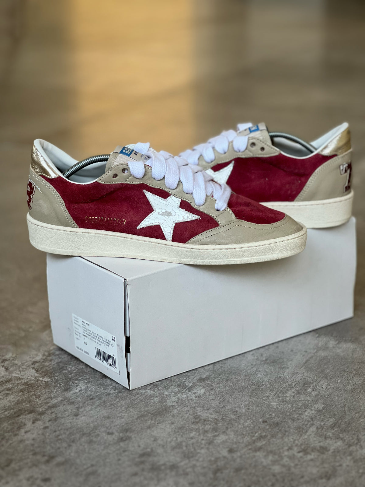 Zapatillas Golden Goose Ball Star "78" - Burdeos y Blancas