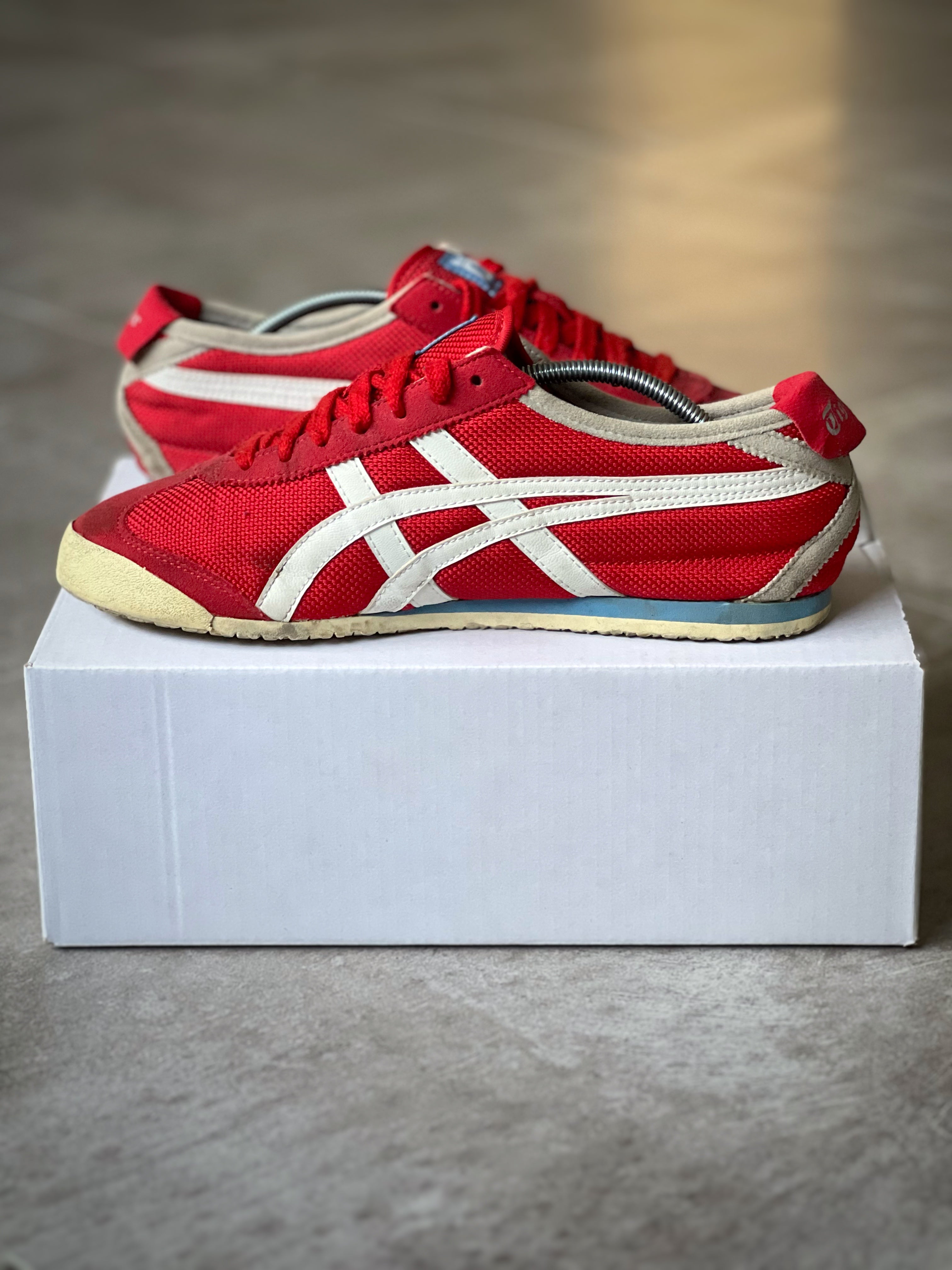 Size 41.5 | Onitsuka Tiger Mexico Red Retro Style Preloved