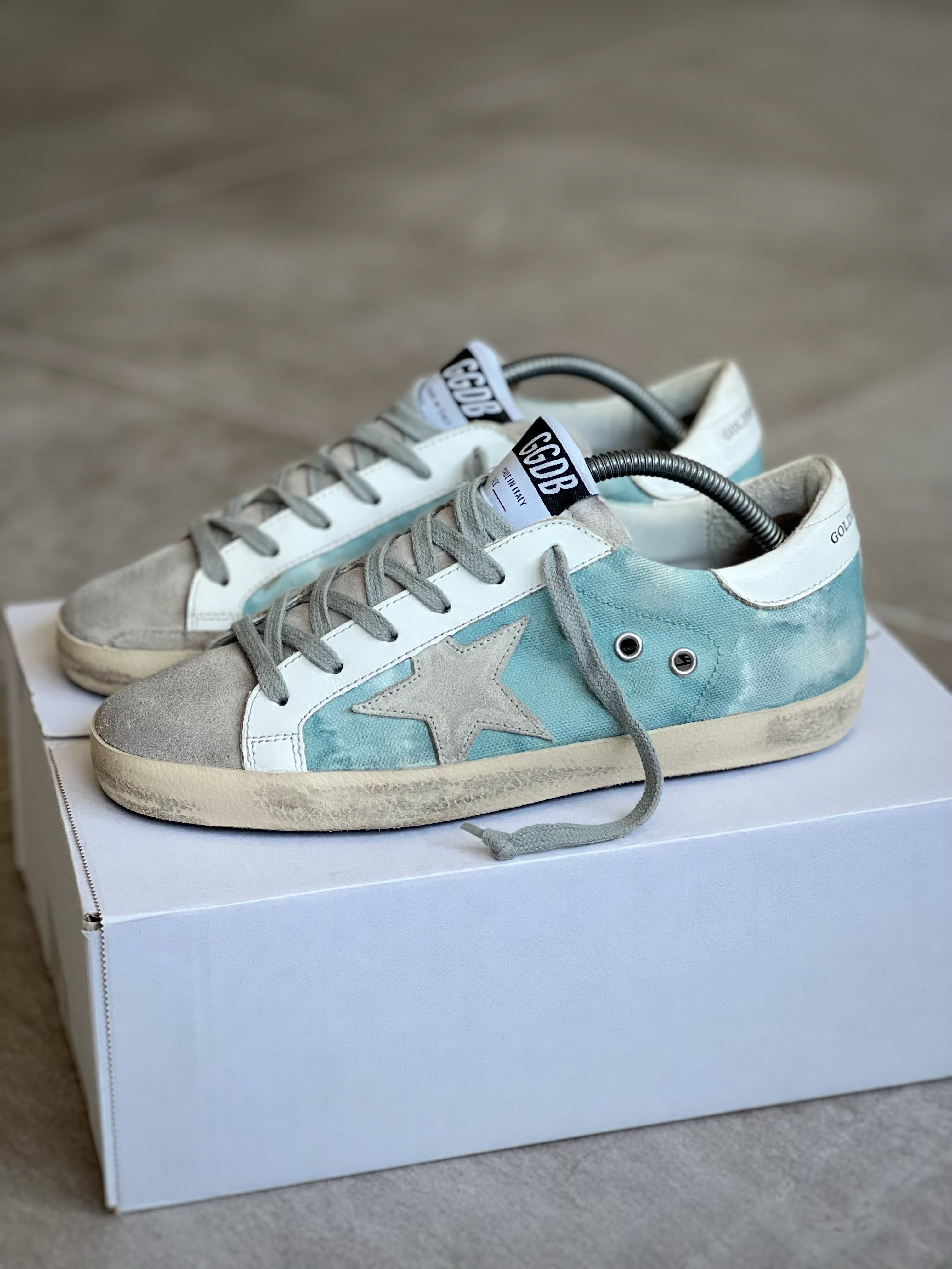 Exclusive Superstar Golden Goose 250 pairs