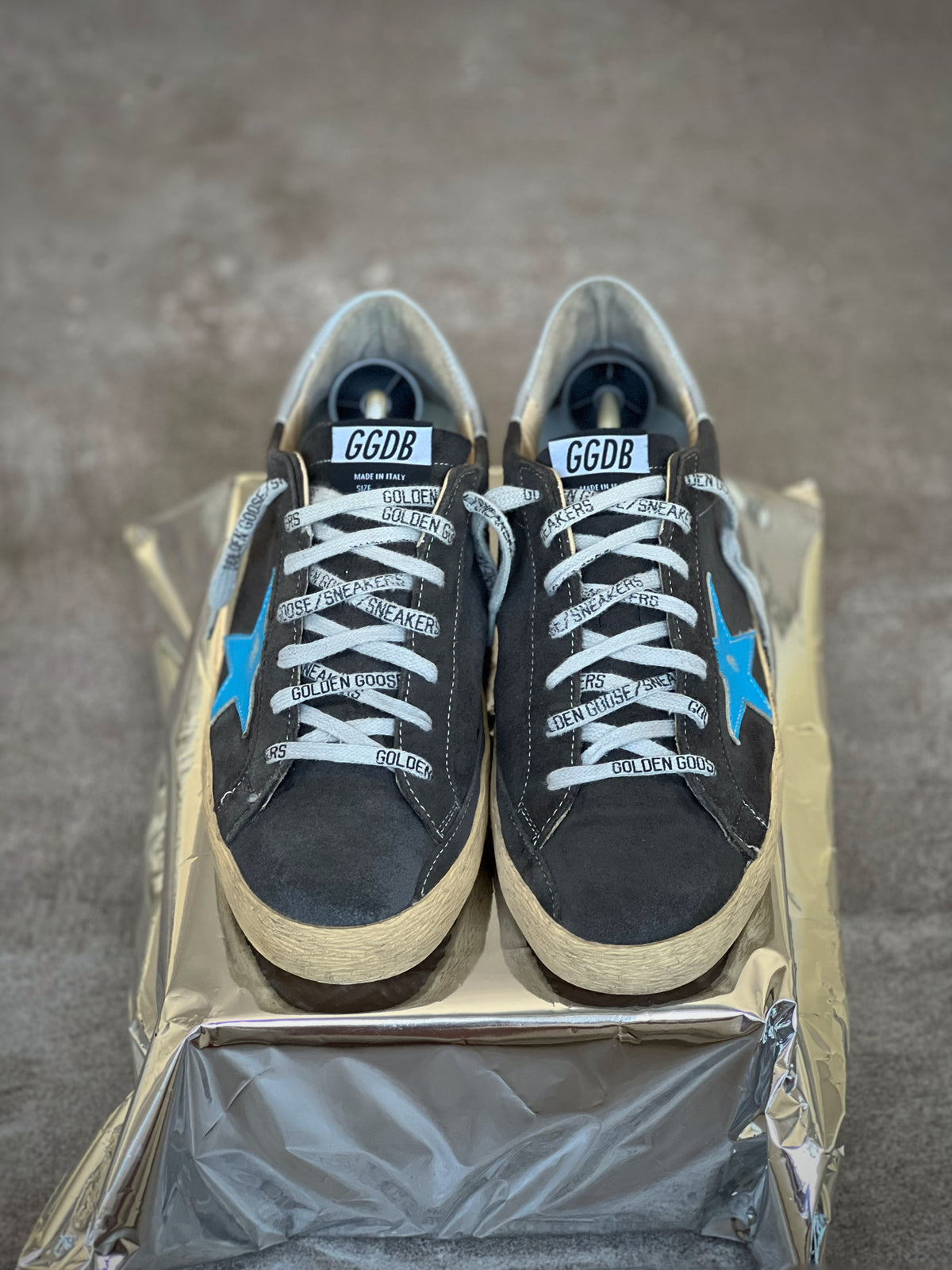 Golden Goose Superstar Grey & Blue Man Preowned