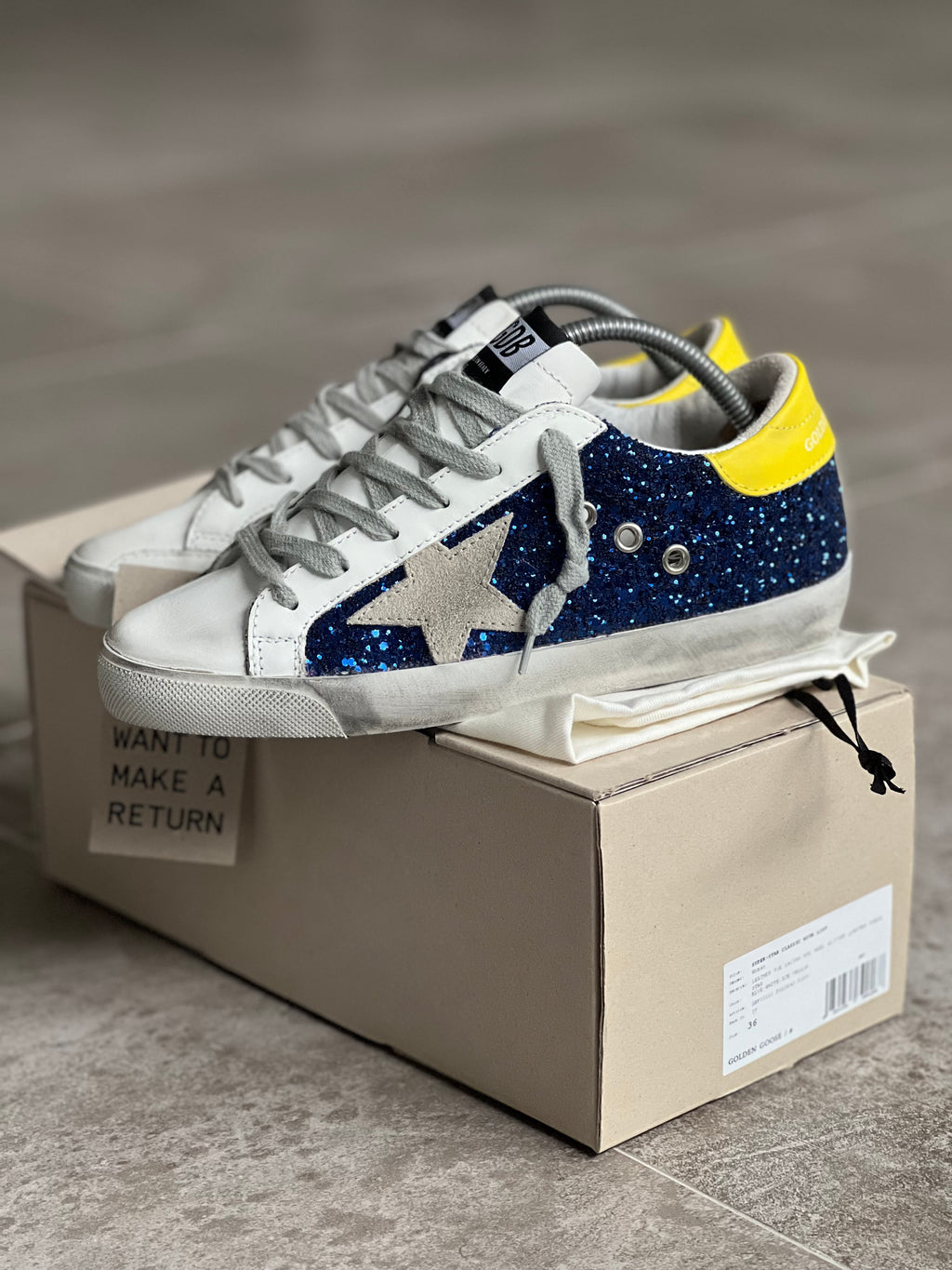 Size 36 | Golden Goose Superstar Woman