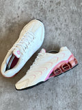 Size 37 | Y2k Adidas White & Pink
