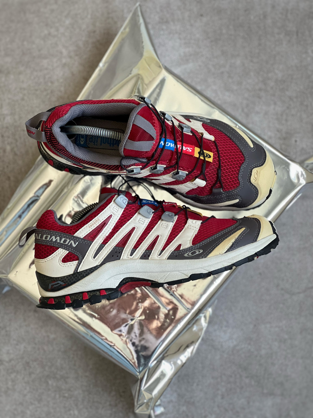 2006 Salomon Gore Tex Vtg Woman Red Mountain Style