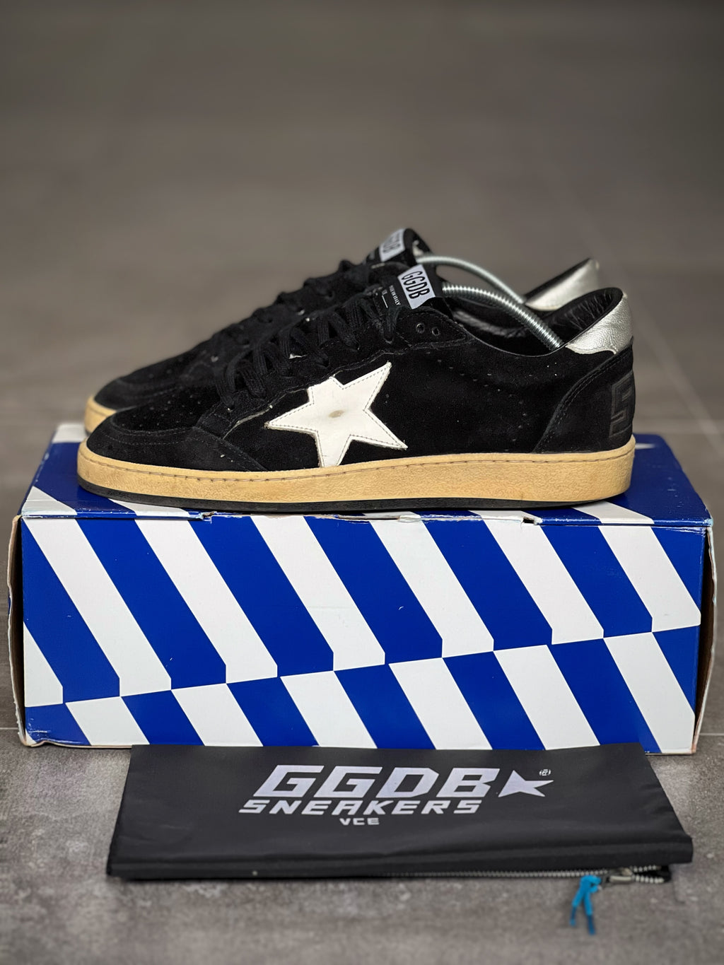 Golden Goose Ball Star Black & White Vtg