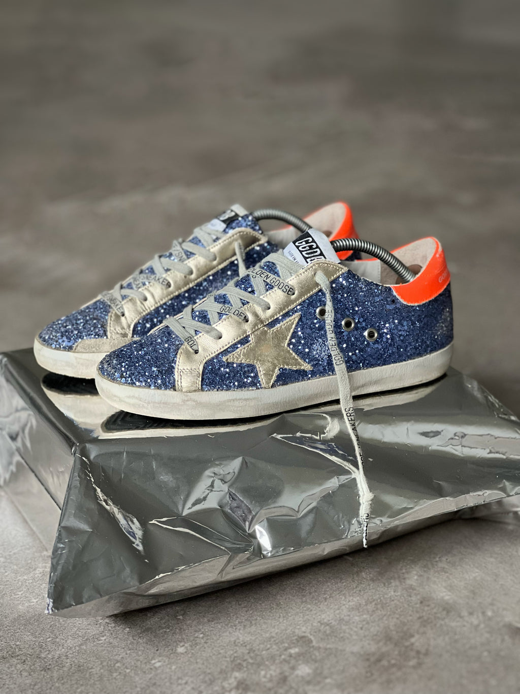 Golden Goose Superstar Azules Talón Naranja | Mujer