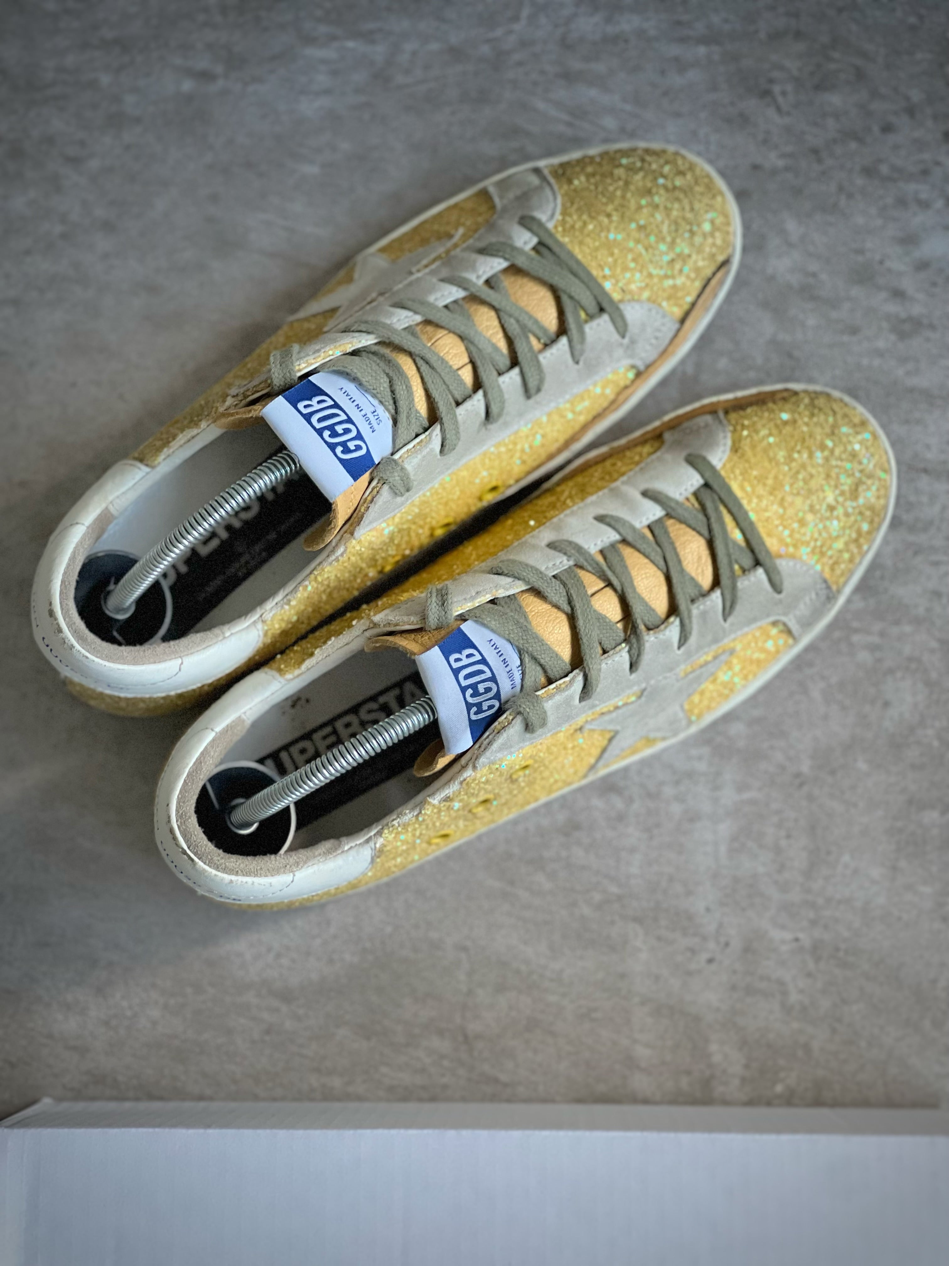 Size 40 | Superstar Yellow Retro Golden Goose
