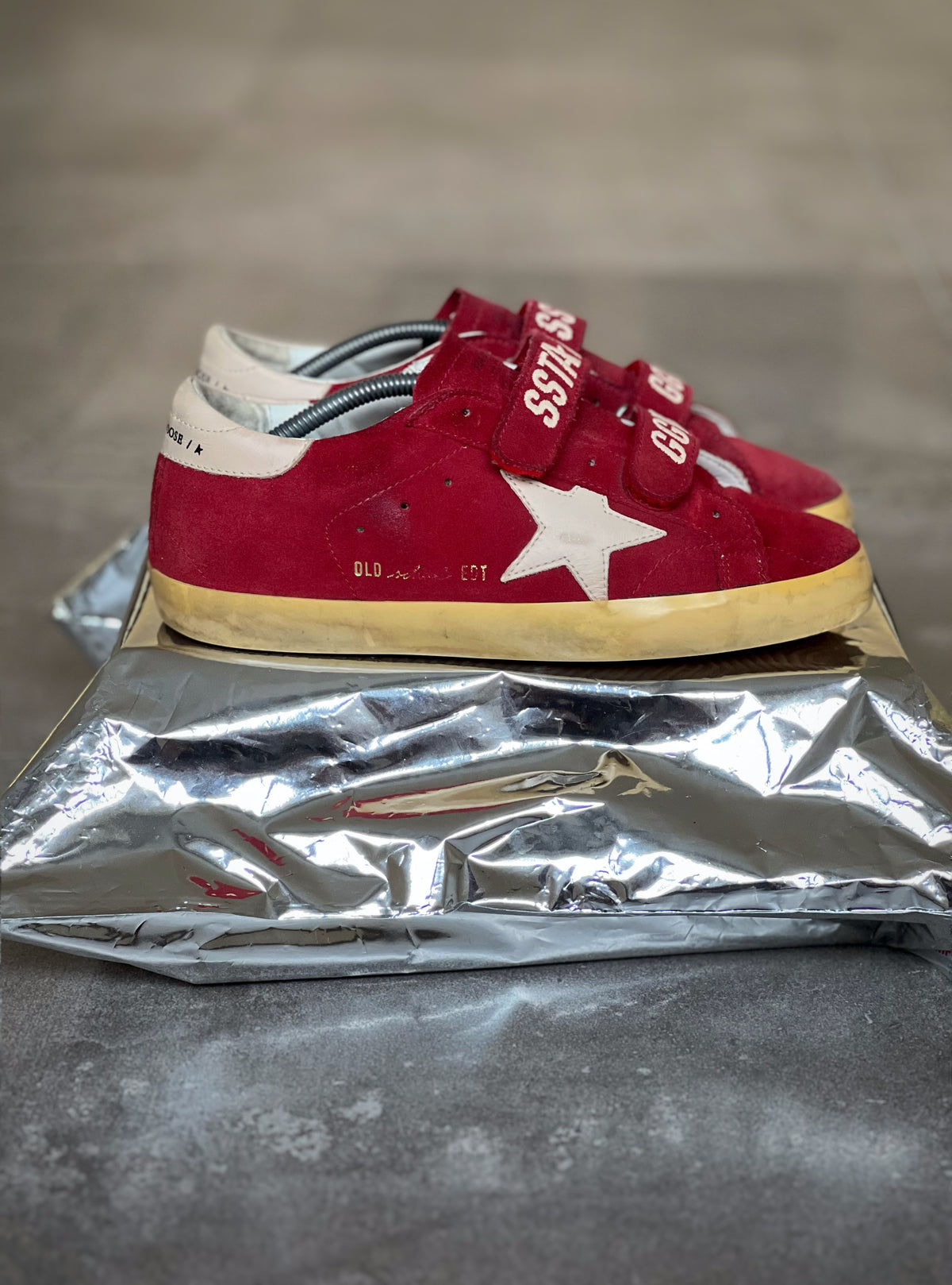 Golden Goose Old School Red & White Woman