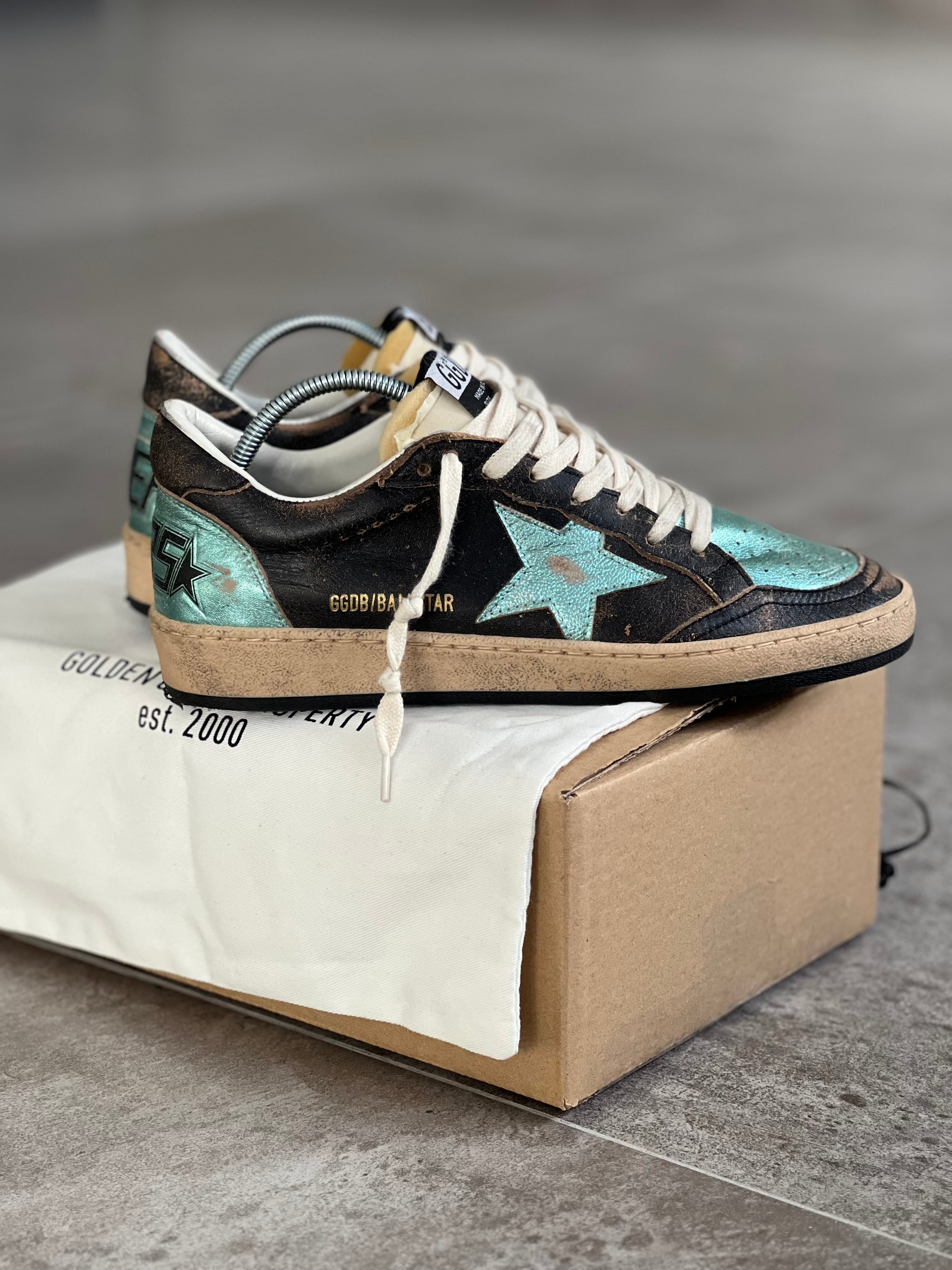 Talla 38 | Ball Star Black Edition Golden Goose