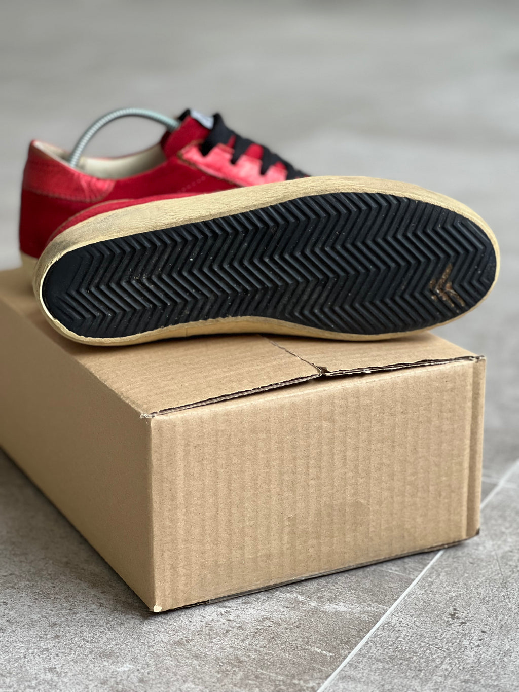 Size 38 | All red Golden Goose Superstar