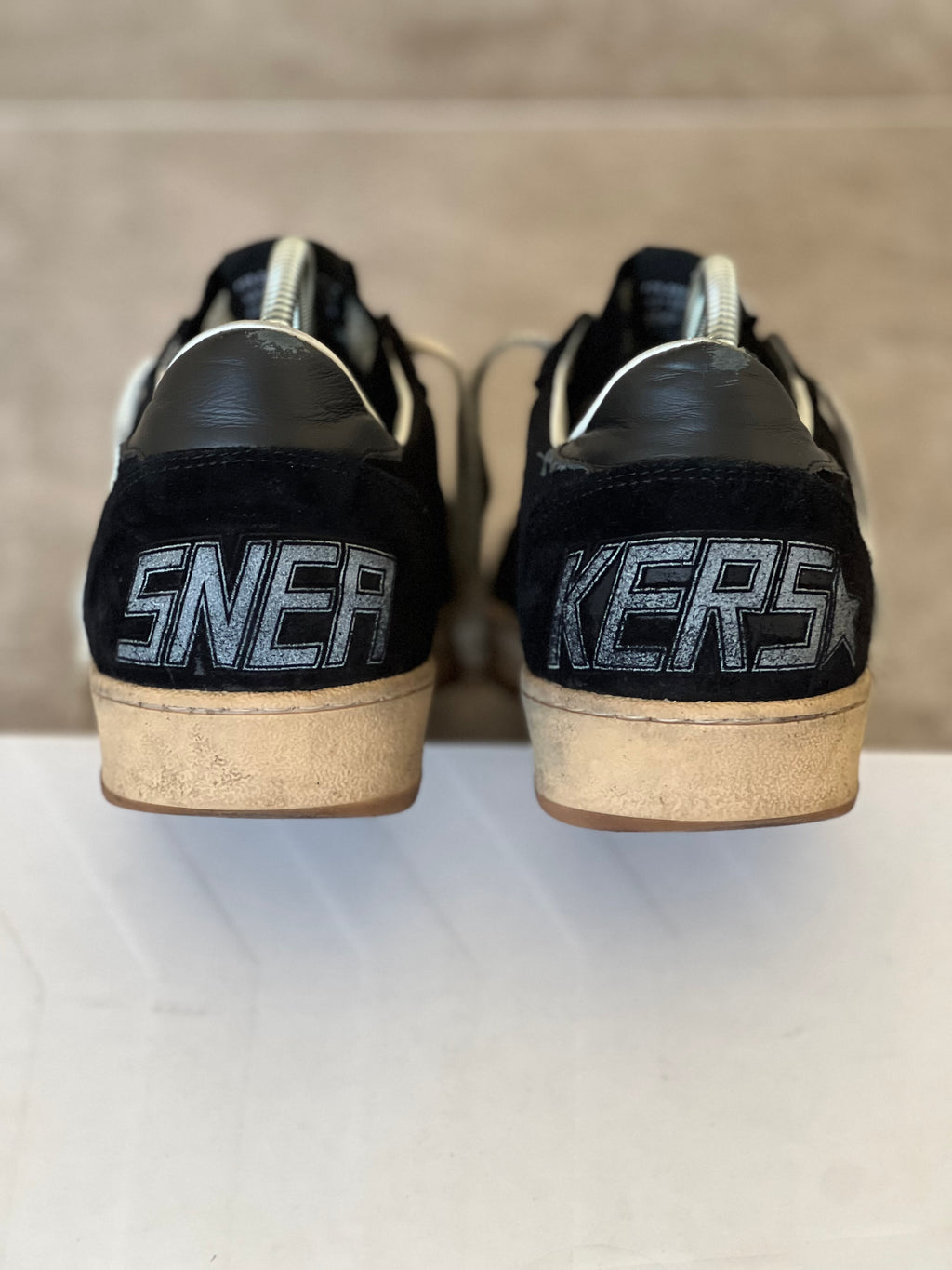 Talla 44 | Black & White Ball Star Golden Goose Man